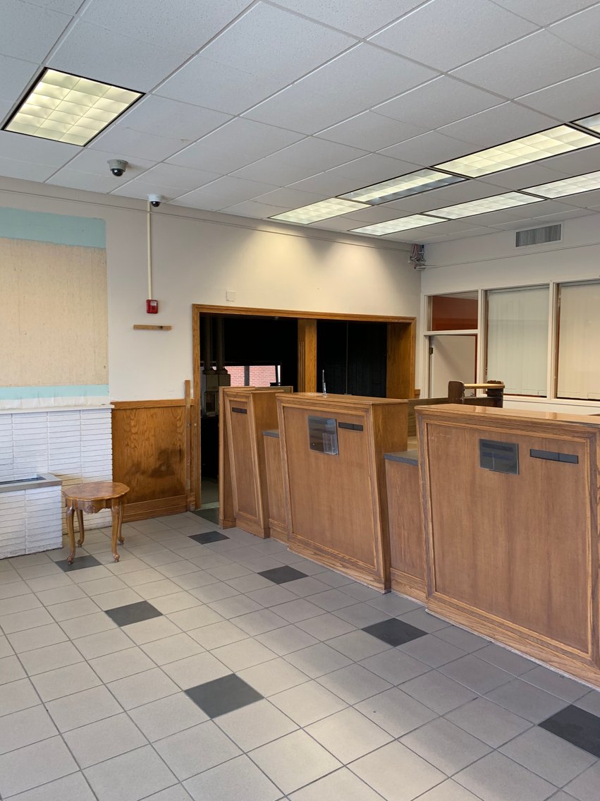 Image for 5,220±SF Former Bank Branch on .3± Acre at 127 E Main St, E Prairie, MO 63845 (Mississippi County)