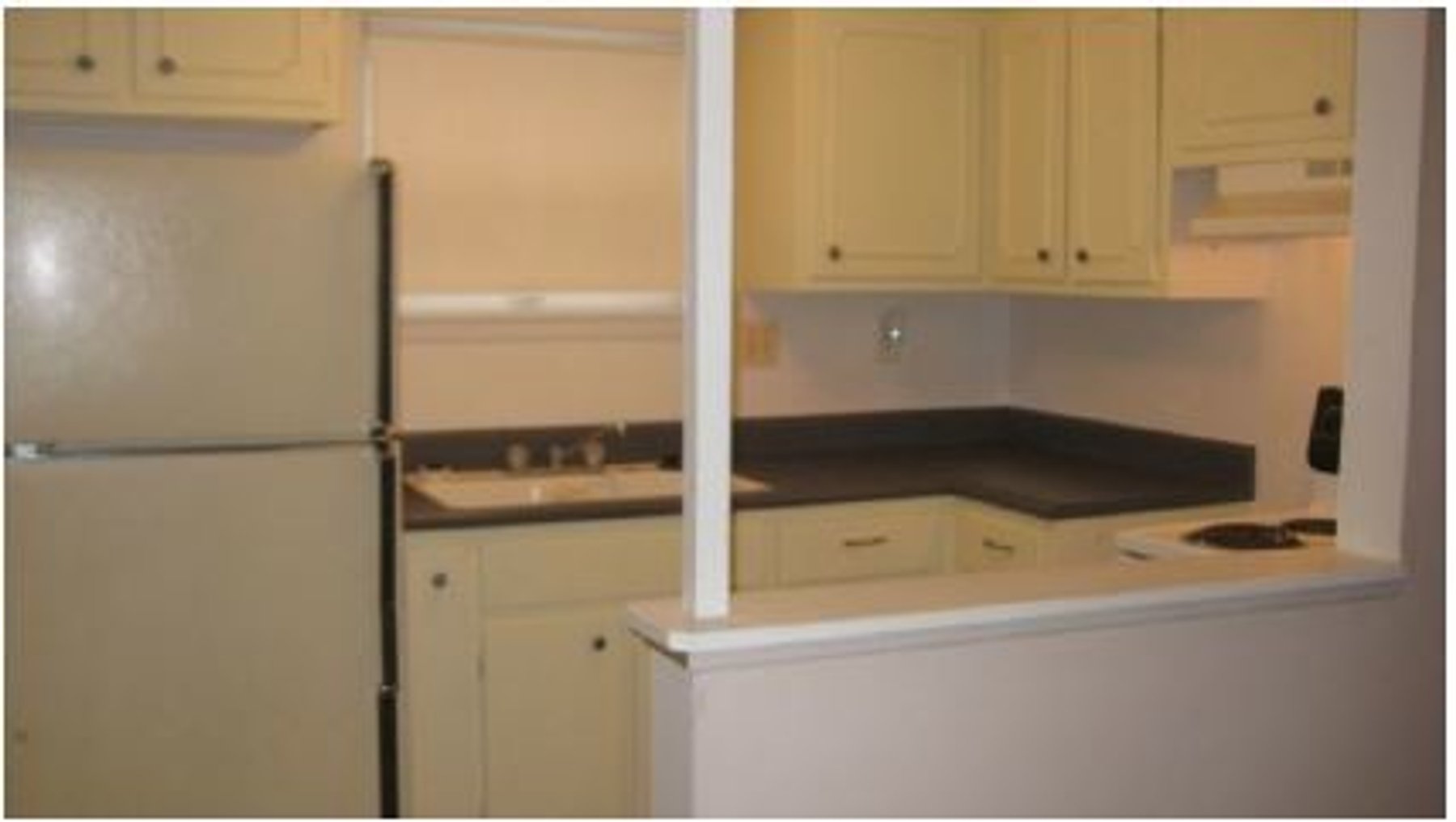 Image for Decatur IL: 6,500±SF 6 Unit Apartment Building at 615 W Prairie Ave Decatur, IL 62522 (Macon County)