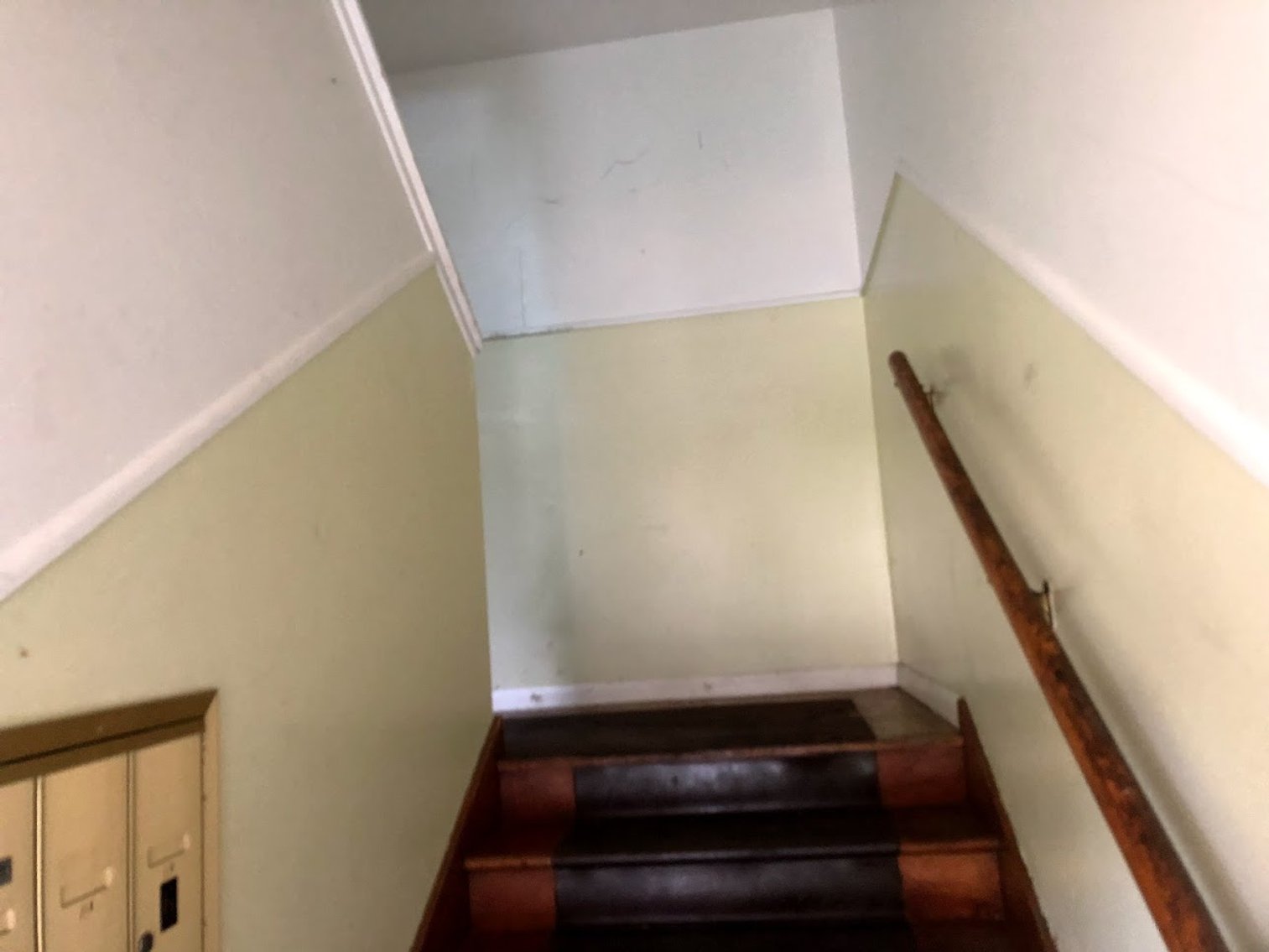 Image for Decatur IL: 6,500±SF 6 Unit Apartment Building at 615 W Prairie Ave Decatur, IL 62522 (Macon County)