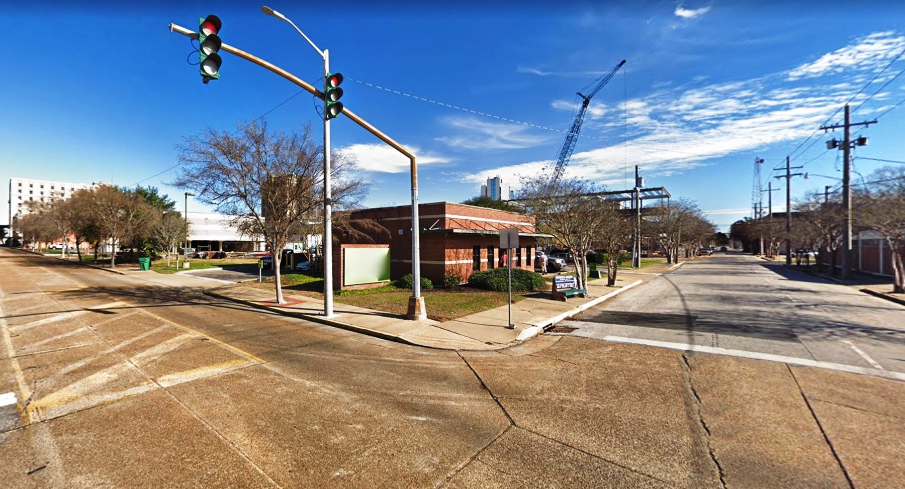 Image for **REMOVED FROM AUCTION**     Alexandria, LA: 1,383±SF Footprint Former Bank Branch on .44± Acre at 803 Sixth Street, Alexandria, LA 71301 (Rapides Parish)