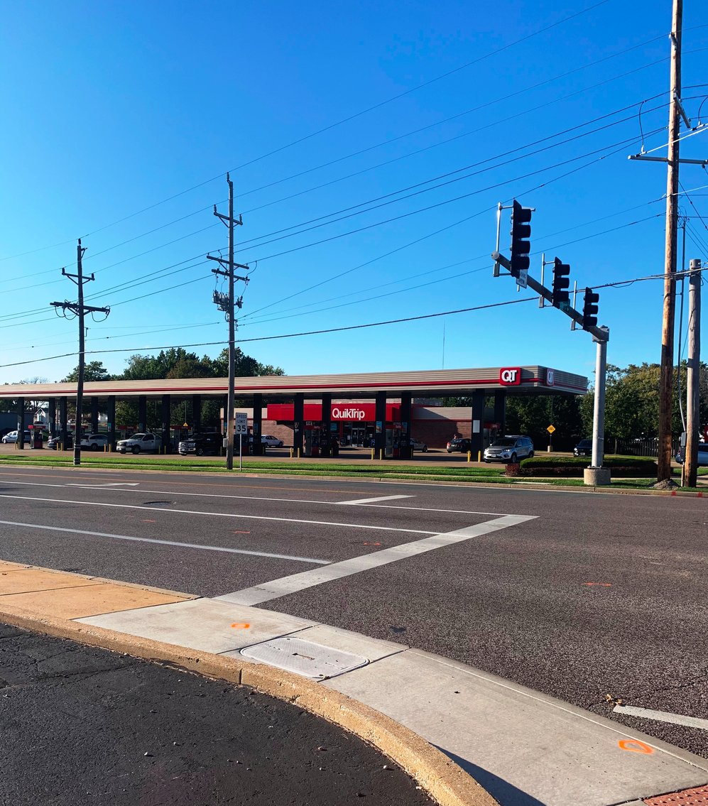 Image for Affton, MO: 8,300±SF Footprint Former Bank Branch on .84± Acre at 9100 Gravois Road, Affton, MO 63123 (St. Louis County)