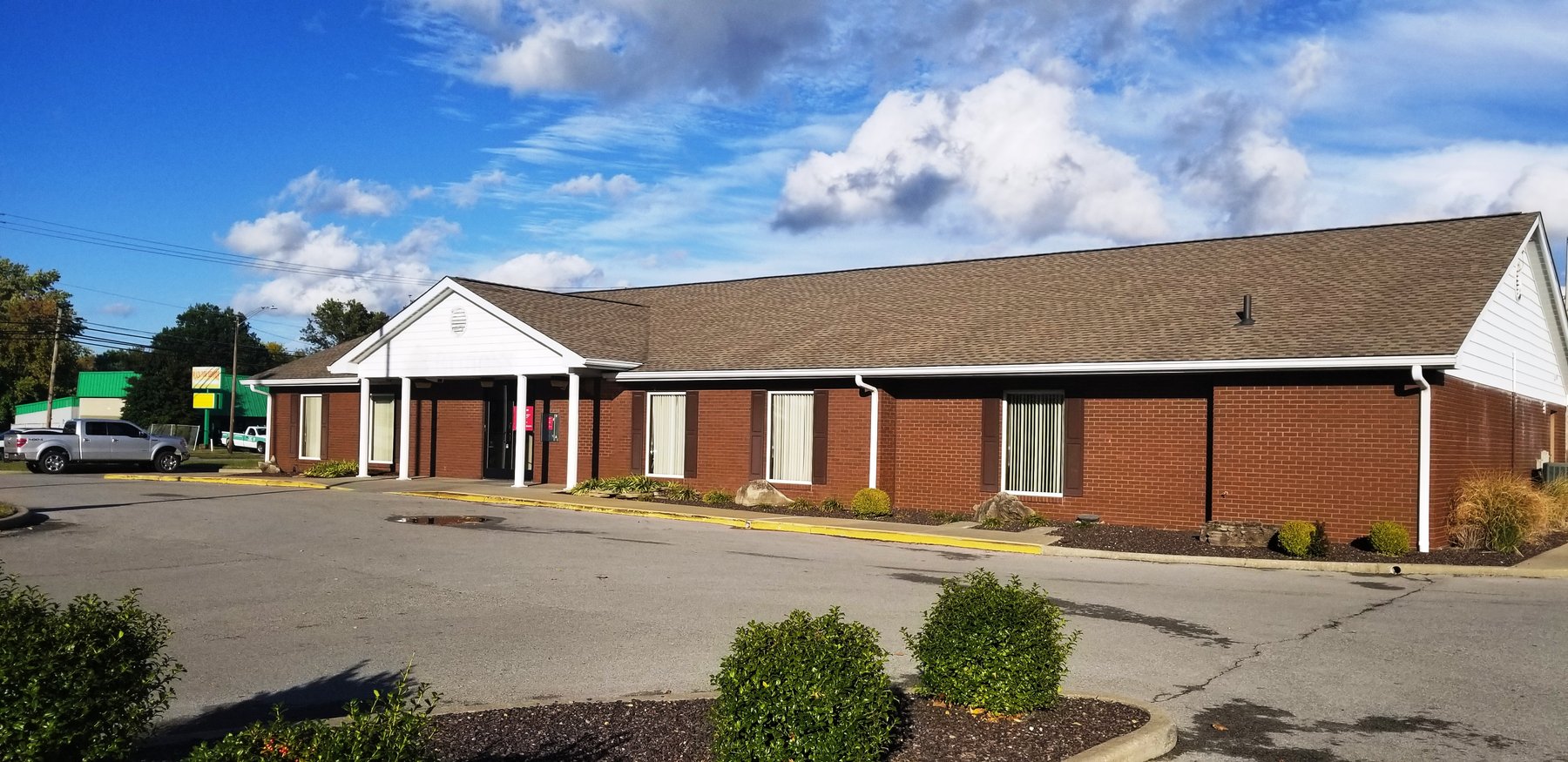 Image for Carbondale, IL: 7,384±SF Footprint Former Bank Branch on 1.15± Acres at 601 E. Main Street, Carbondale, IL 62901 (Jackson County)
