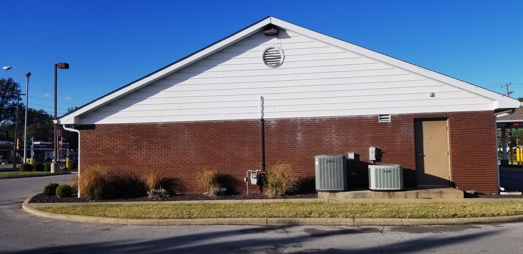 Image for Carbondale, IL: 7,384±SF Footprint Former Bank Branch on 1.15± Acres at 601 E. Main Street, Carbondale, IL 62901 (Jackson County)