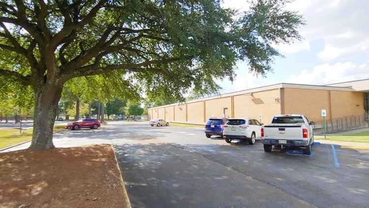 Image for Jackson MS: 56,900±SF Former Bank Operations Center on 5.72± Acres at 4855 I-55 N, Jackson MS 39206 (Hinds County)