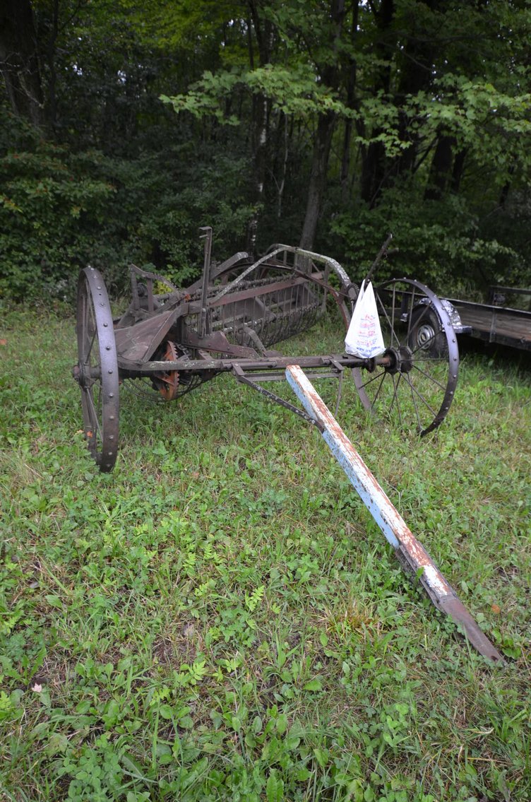 Image for ALLIS CHALMERS TRACTOR, WELDING & SHOP TOOLS, HORSE TACK, COLLECTIBLES, HOUSEHOLD & MORE!