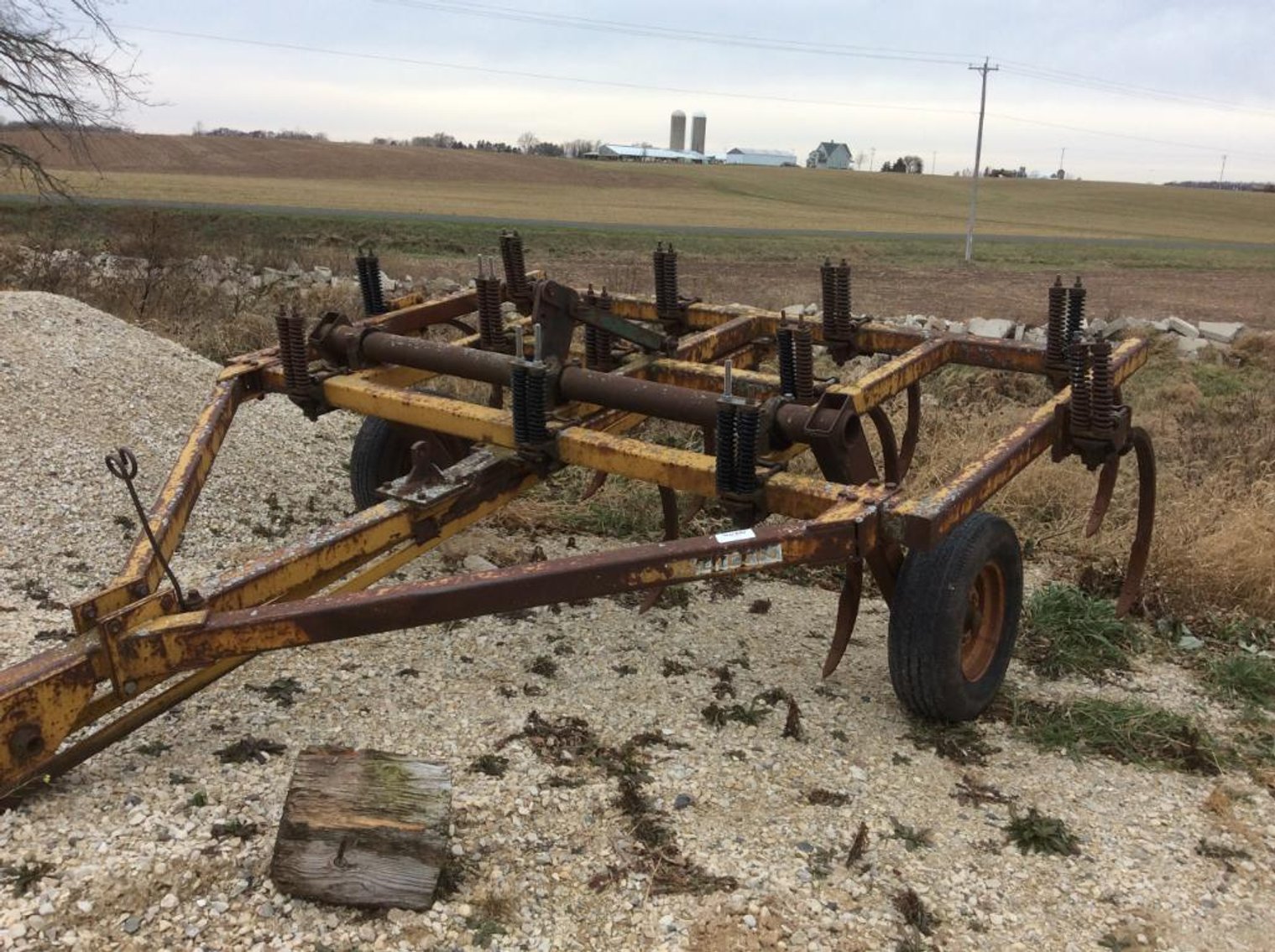 Brillion Chisel Plow