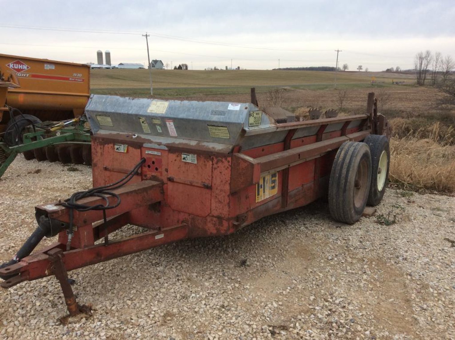 H & S 310 Spreader