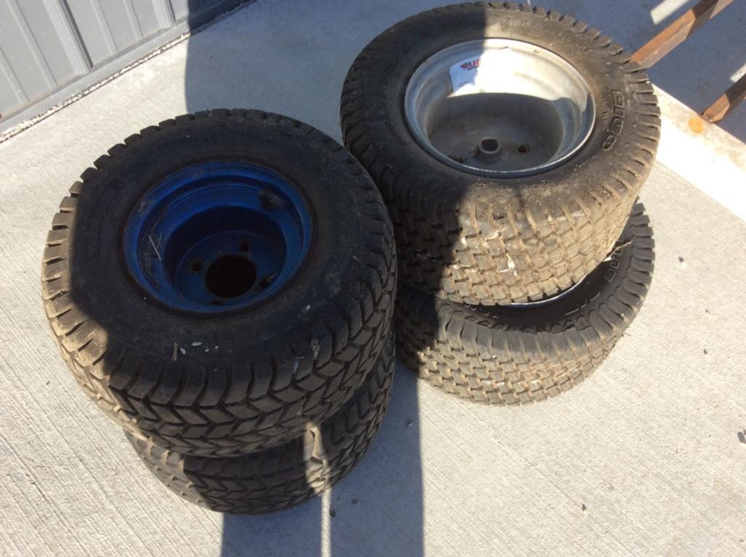 4) Lawn Mower Tires