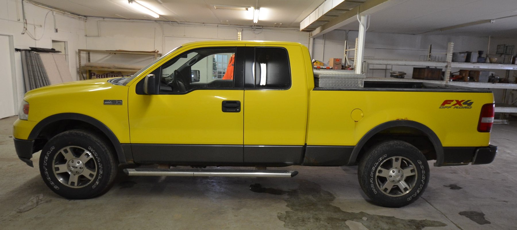 Image for 2004 FORD F150, EMBROIDERY MACHINE, GUNS, COINS, LAMPS, COLLECTIBLES, AND MORE!
