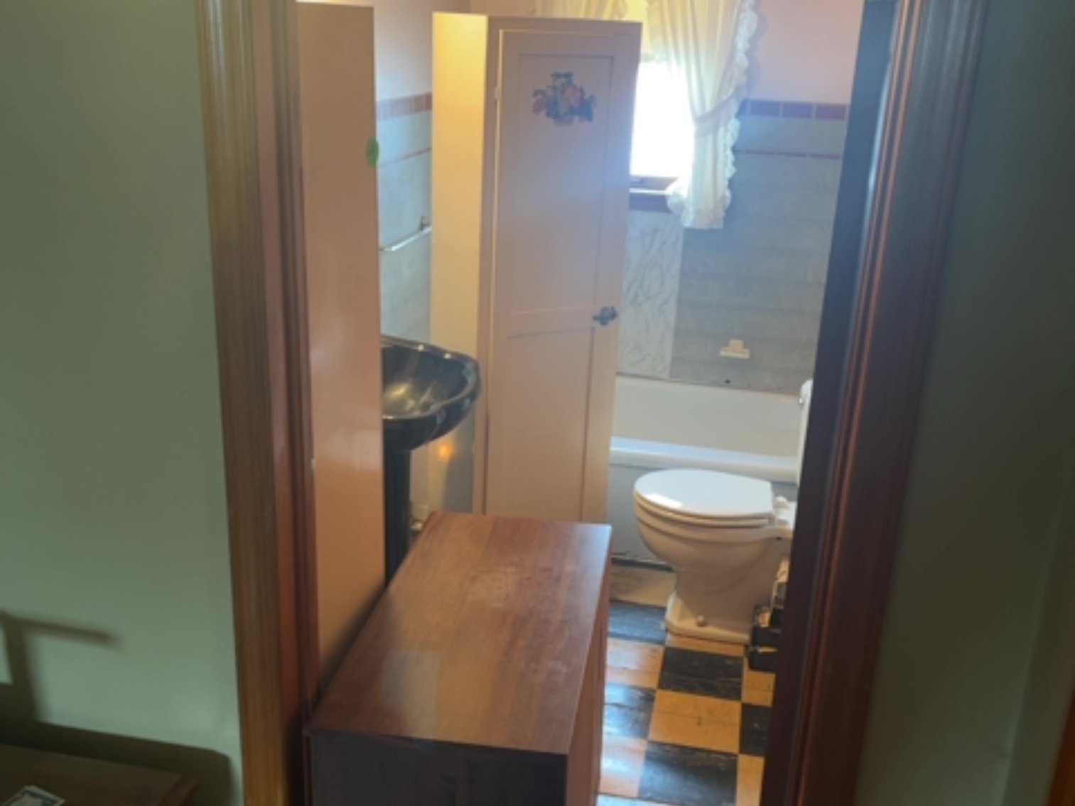 3 Cabinets 