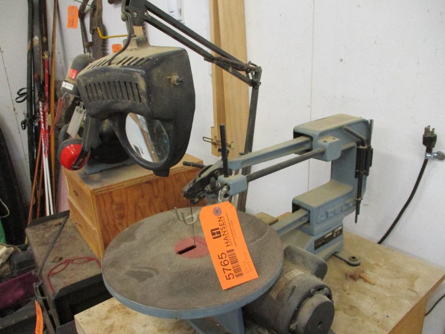Delta Scroll Saw (G)
