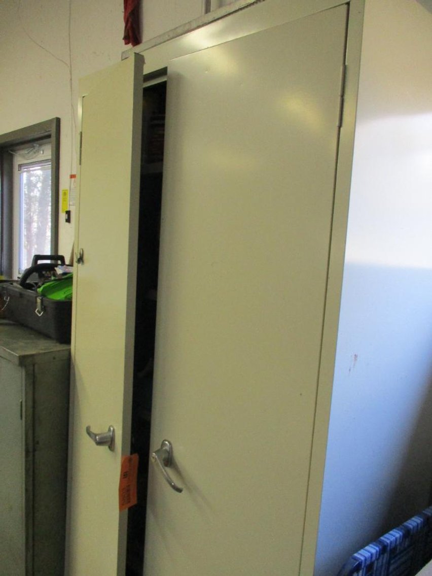 Shop Cabinet (G)