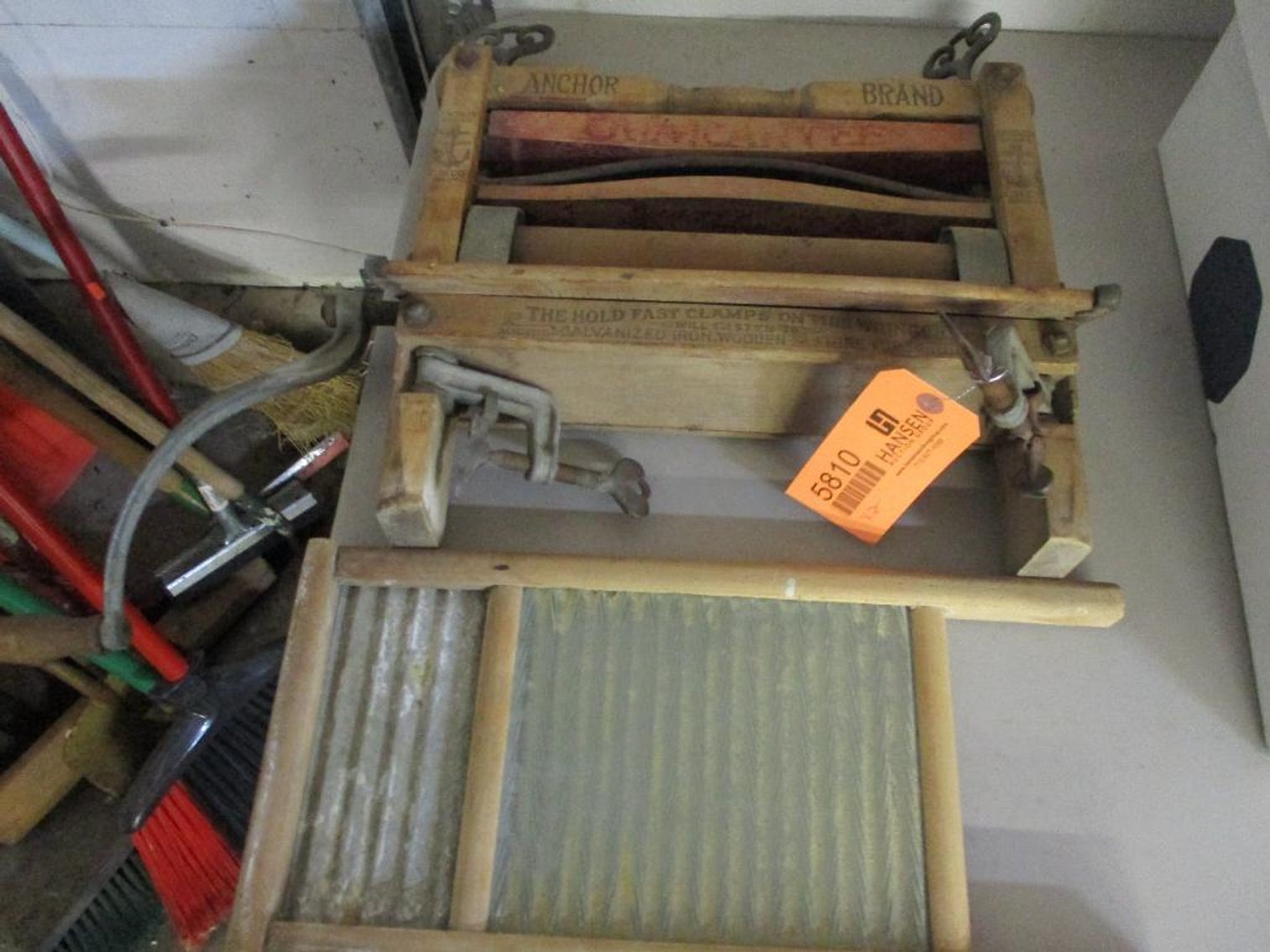 Vintage Washing Utensils (G)
