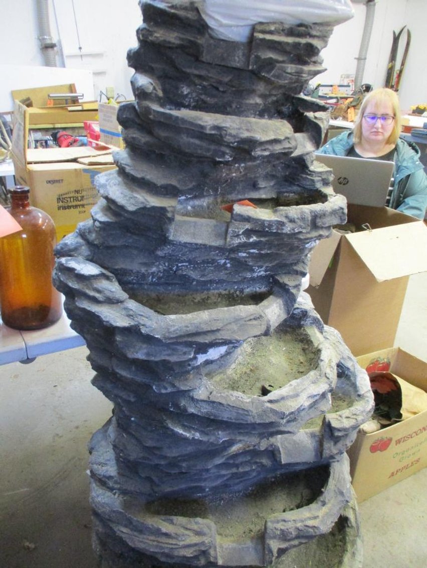 Large Standing Water Fountain (G)