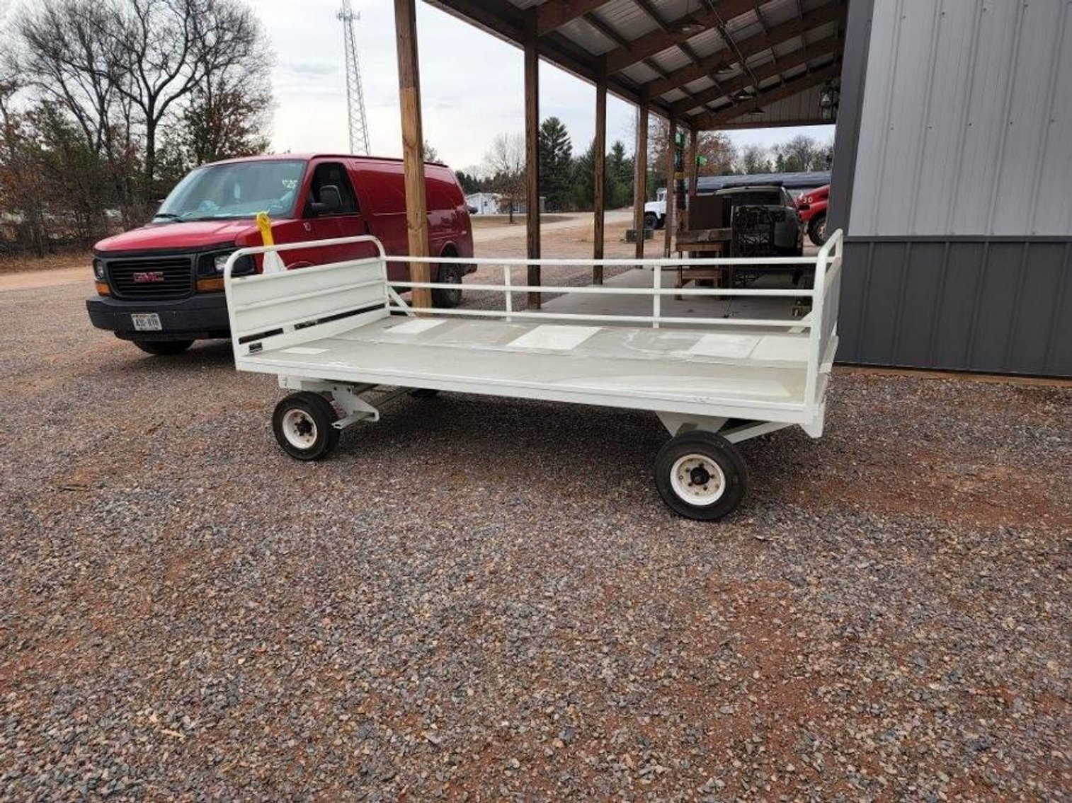 10 Foot Open Top Peerless Baggage Cart (Located in Friendship, WI)