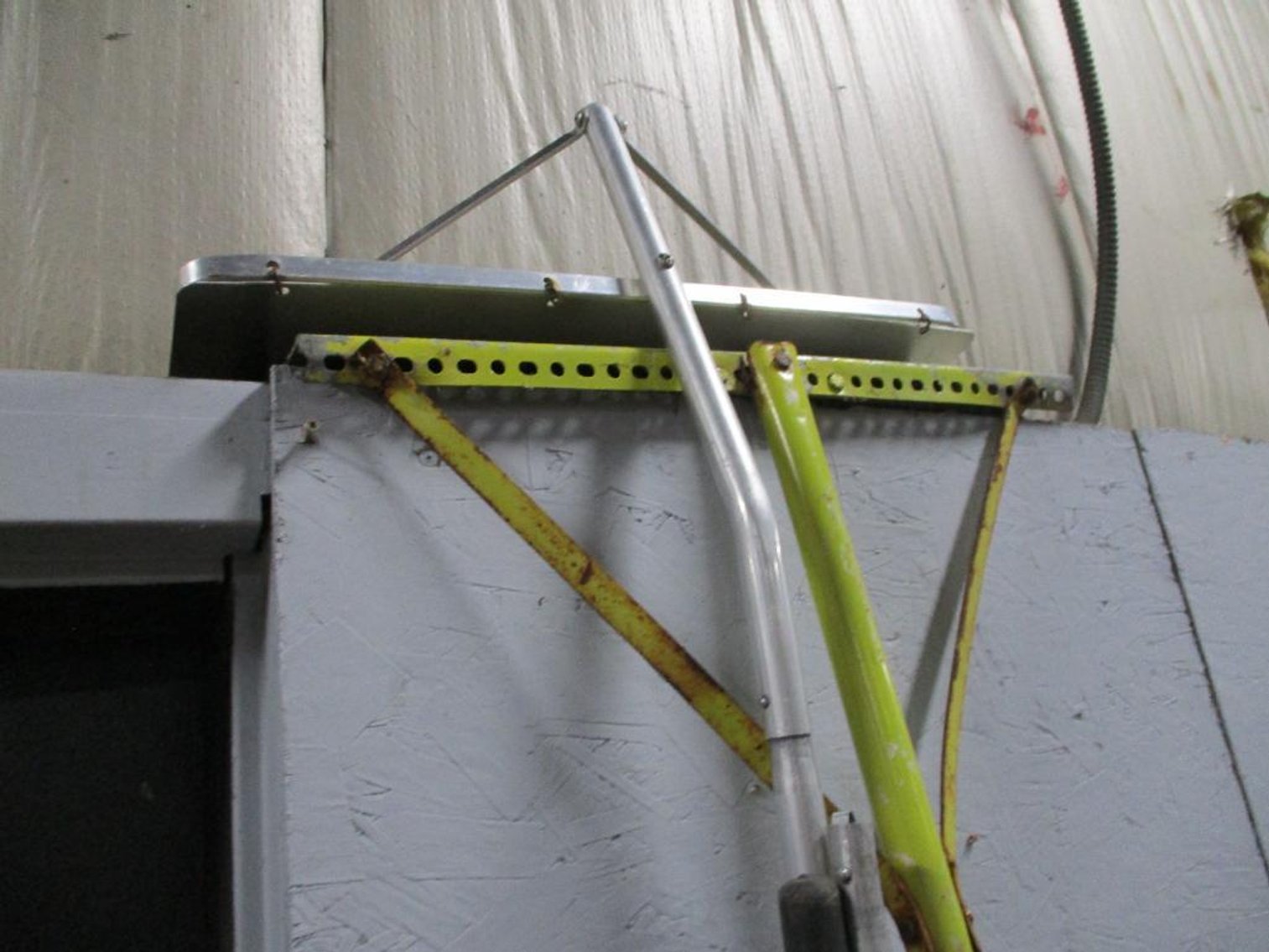 (2) Roof Top Snow Rakes (CW)