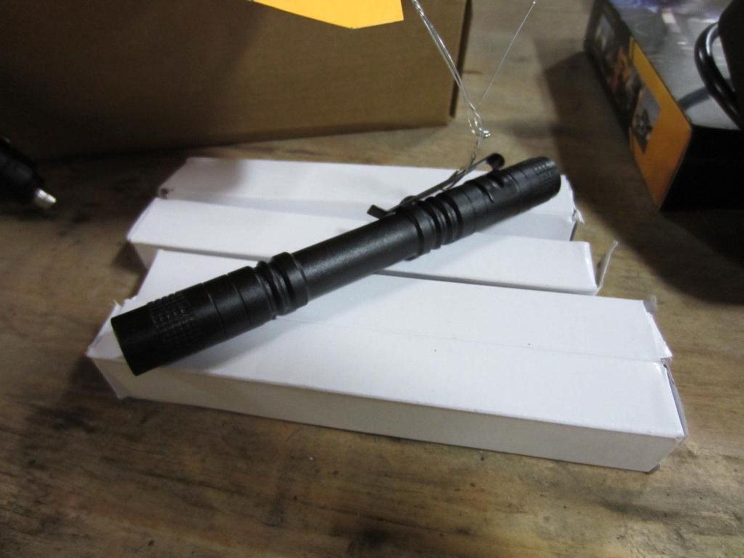 (5) LED Mechanics Flashlights (PR12)