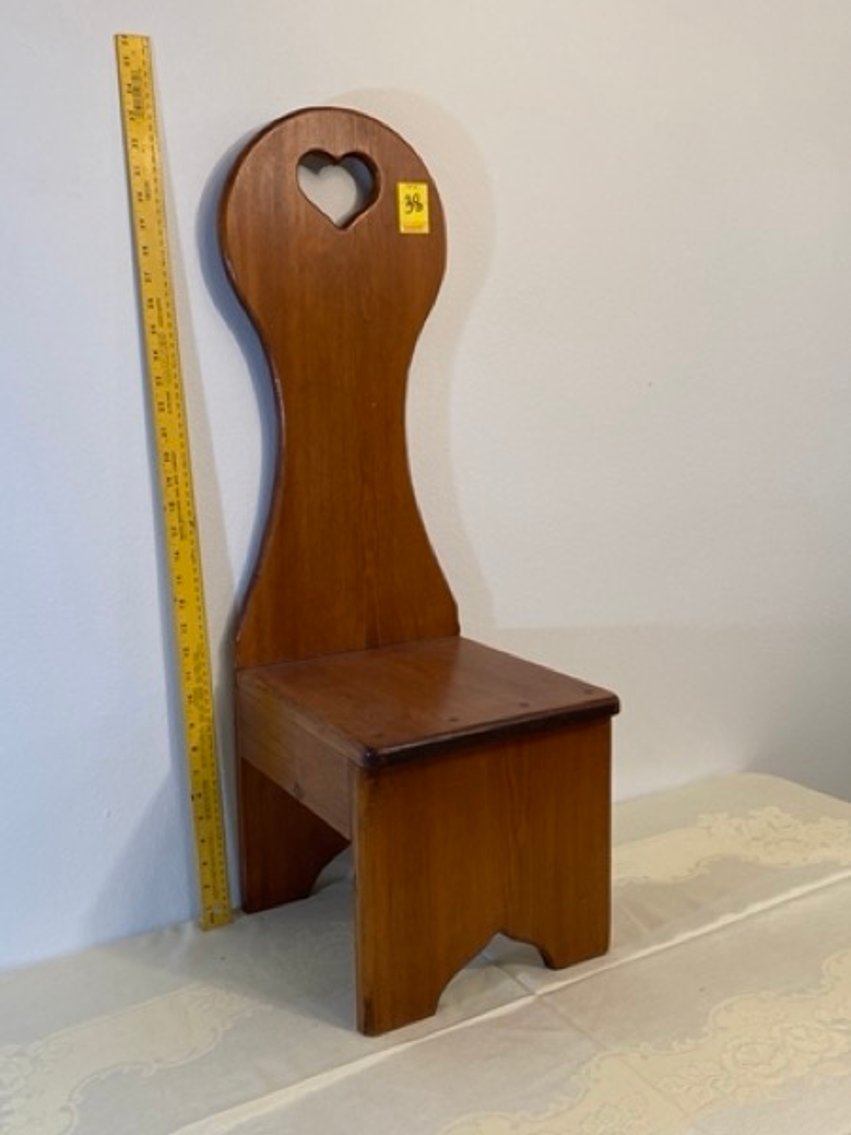2: Wooden Heart Design Small Stool