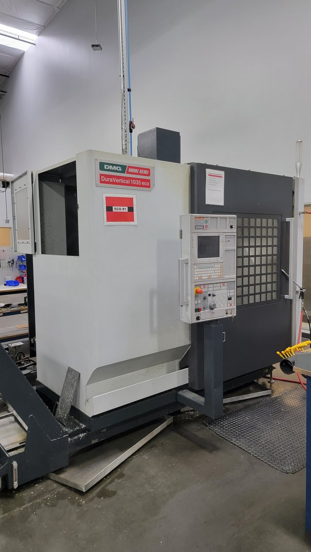 Image for Everett, WA: Short Notice Sale of 5 CNC Vertical Machining Centers