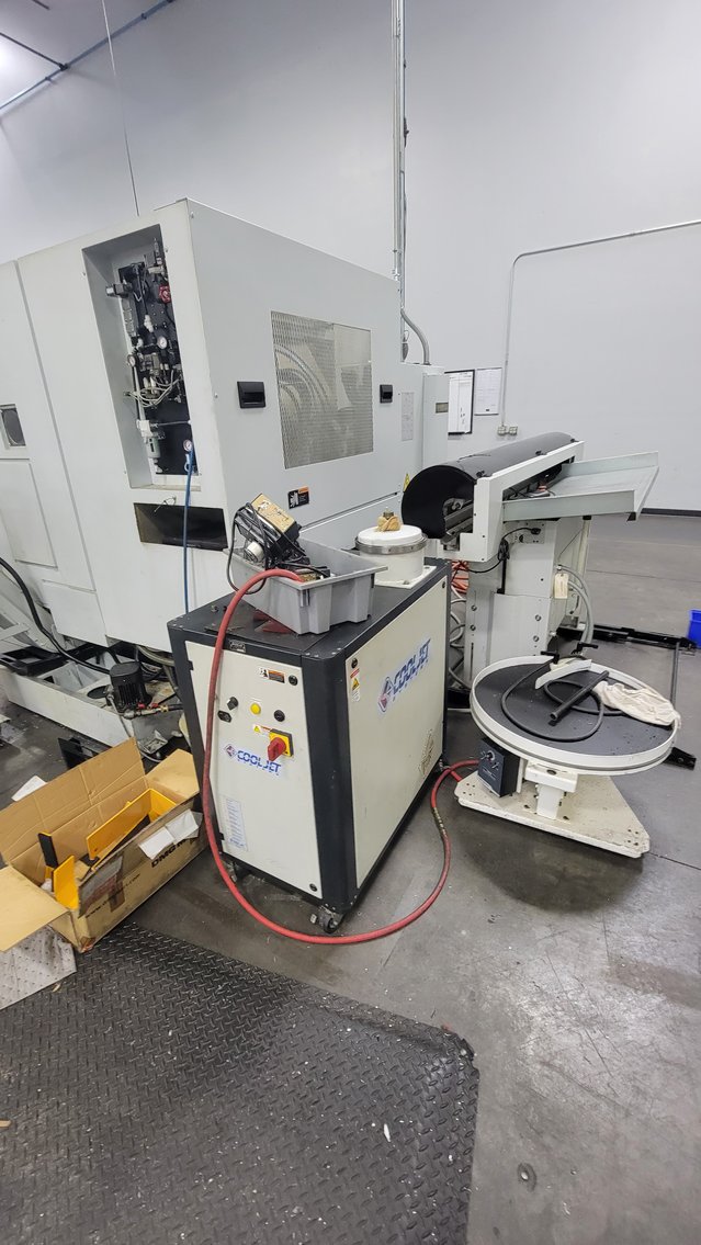 Image for Everett, WA: Short Notice Sale of 5 CNC Vertical Machining Centers