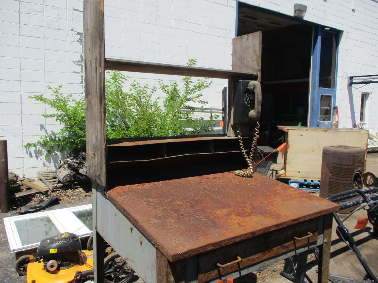 Vintage Metal Receiving Station