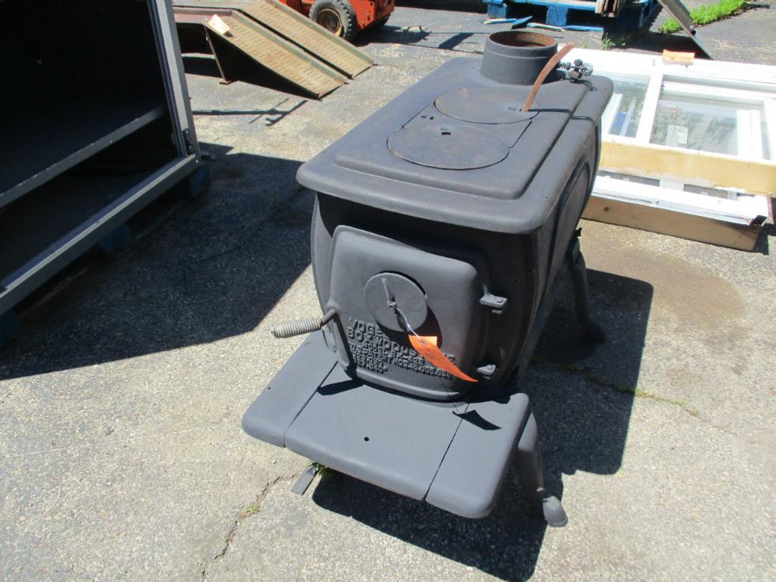 Vogelzang Box Wood Stove