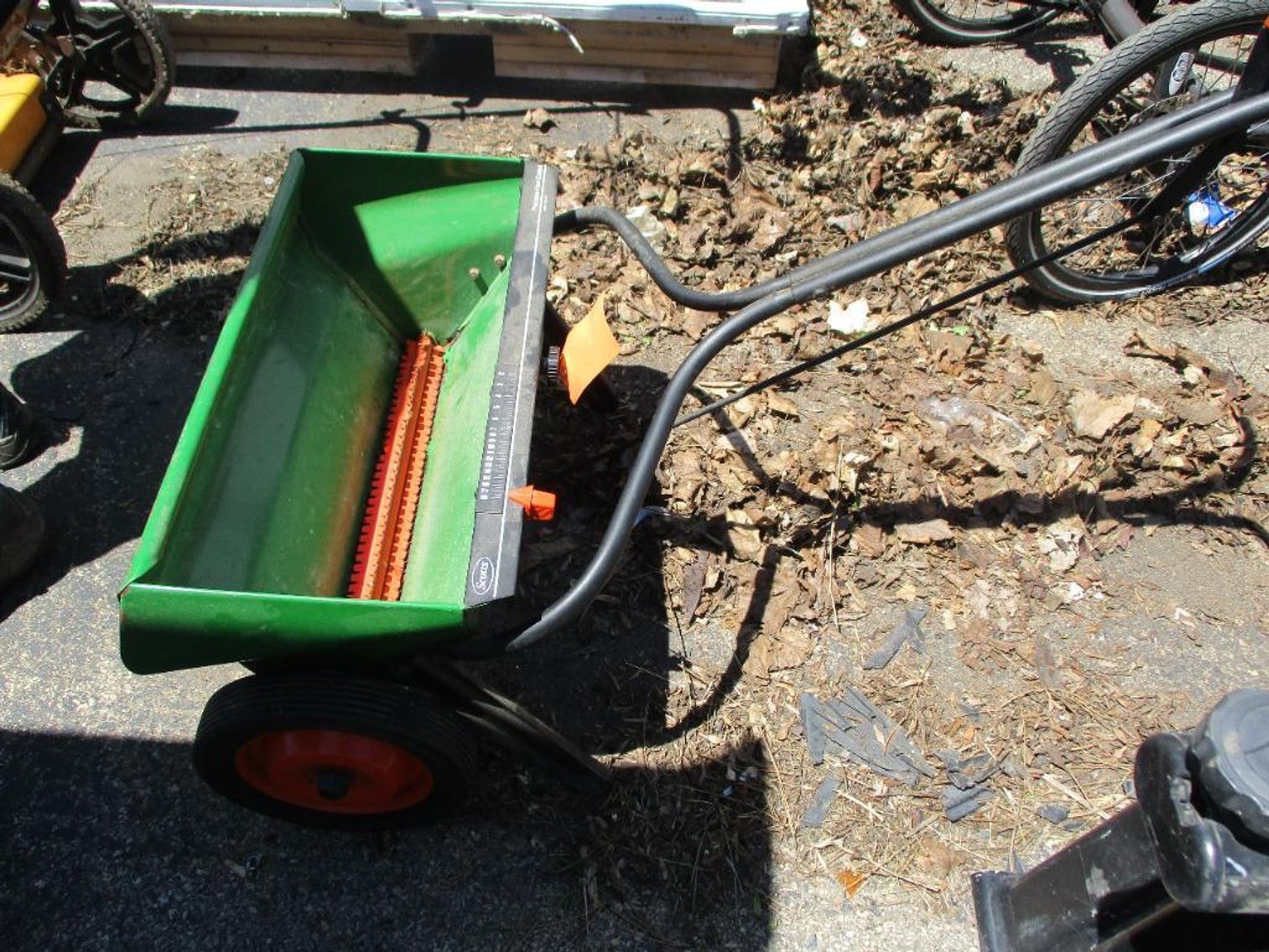 Scotts Spreader