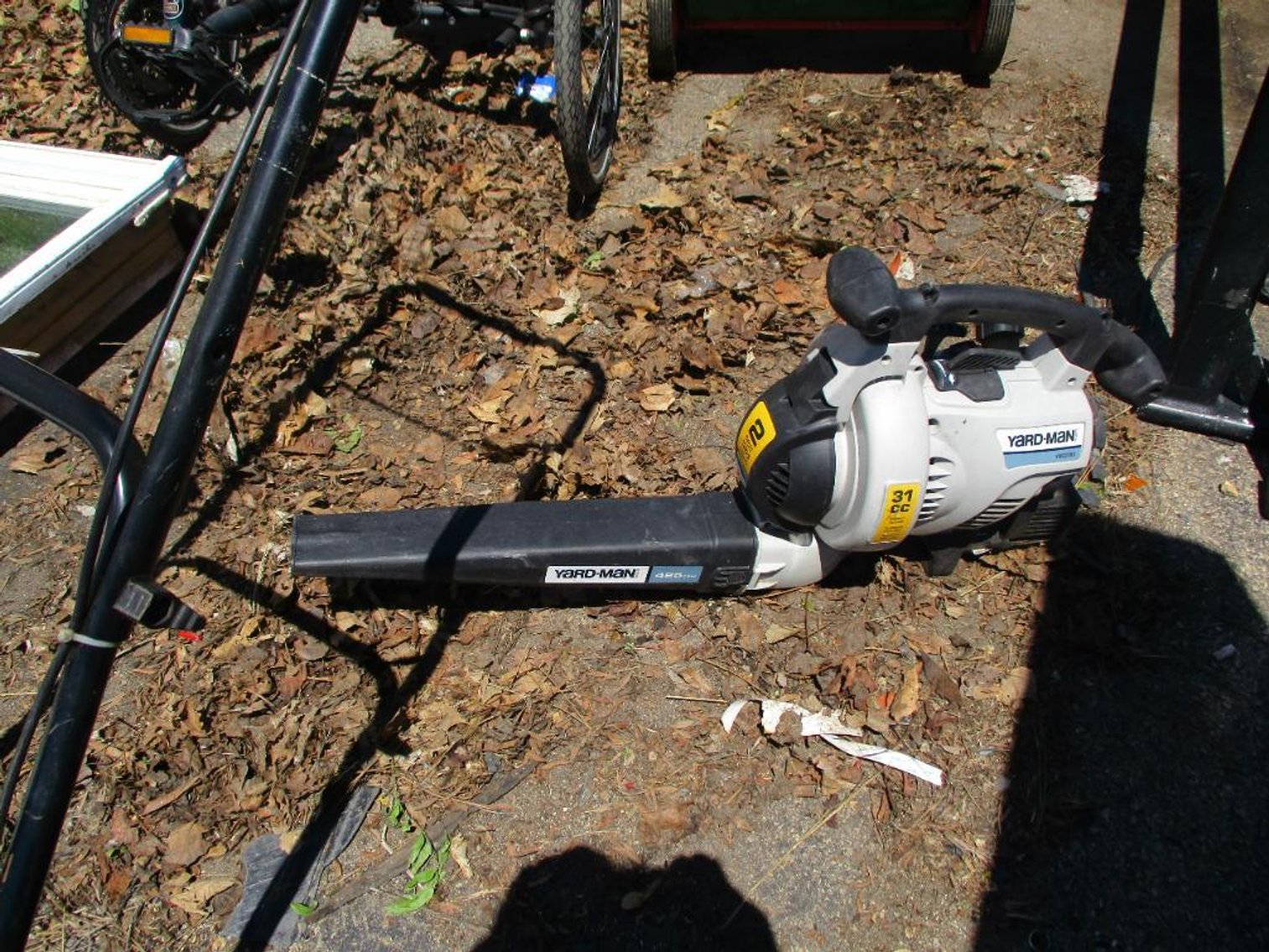 Yard Man Blower