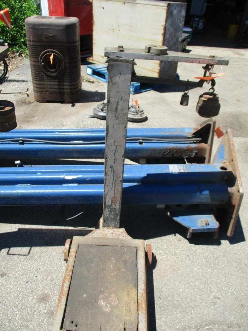 Vintage Platform Scale