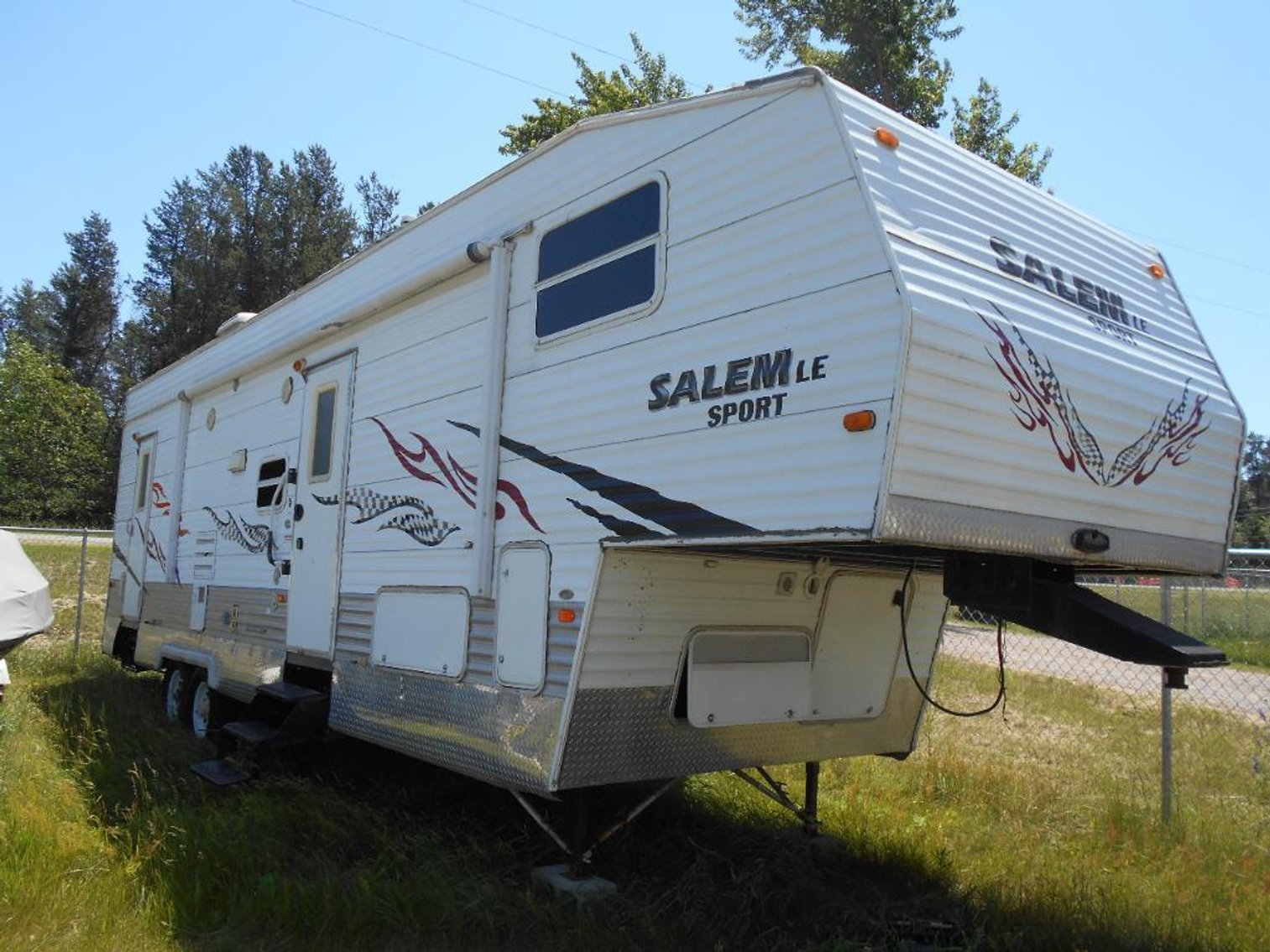 2008 Forest River 32' Salem LE Sport Toy Hauler (Necedah, WI)