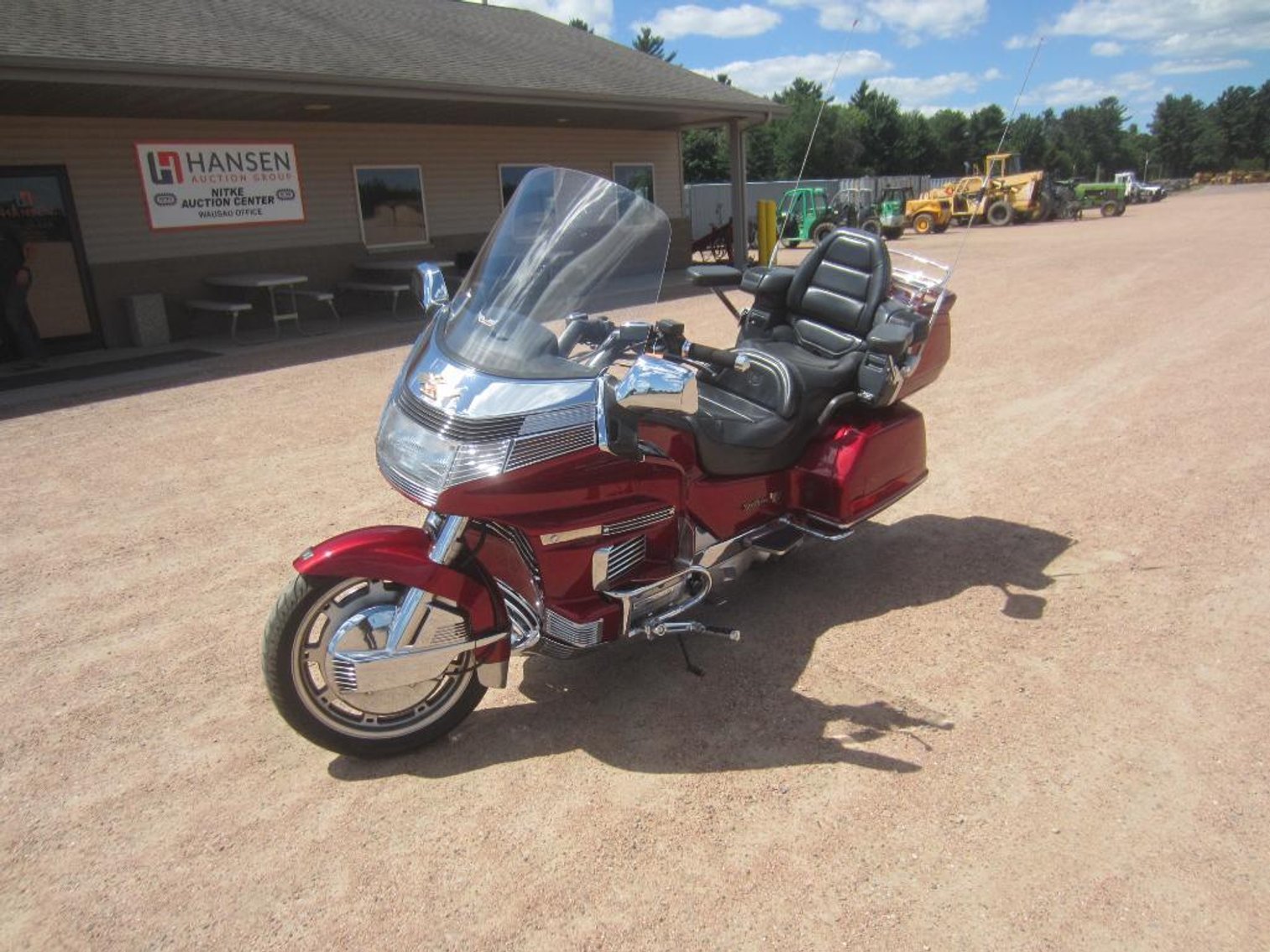 1992 Honda Goldwing 1500 Interstate, VIN: 1HFSC2263NA400140 (Nitke Yard, Mosinee, WI)