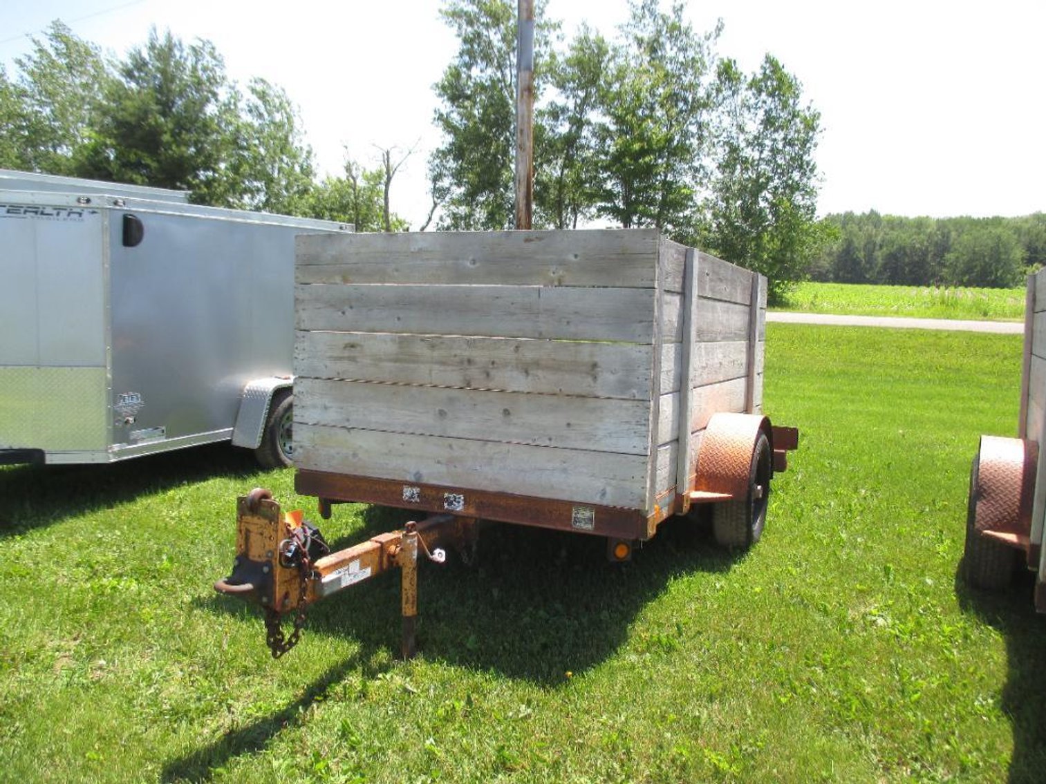 2007 Butler 10' Single Axle Trailer with 4' Sides, VIN 1BUD1010871003680