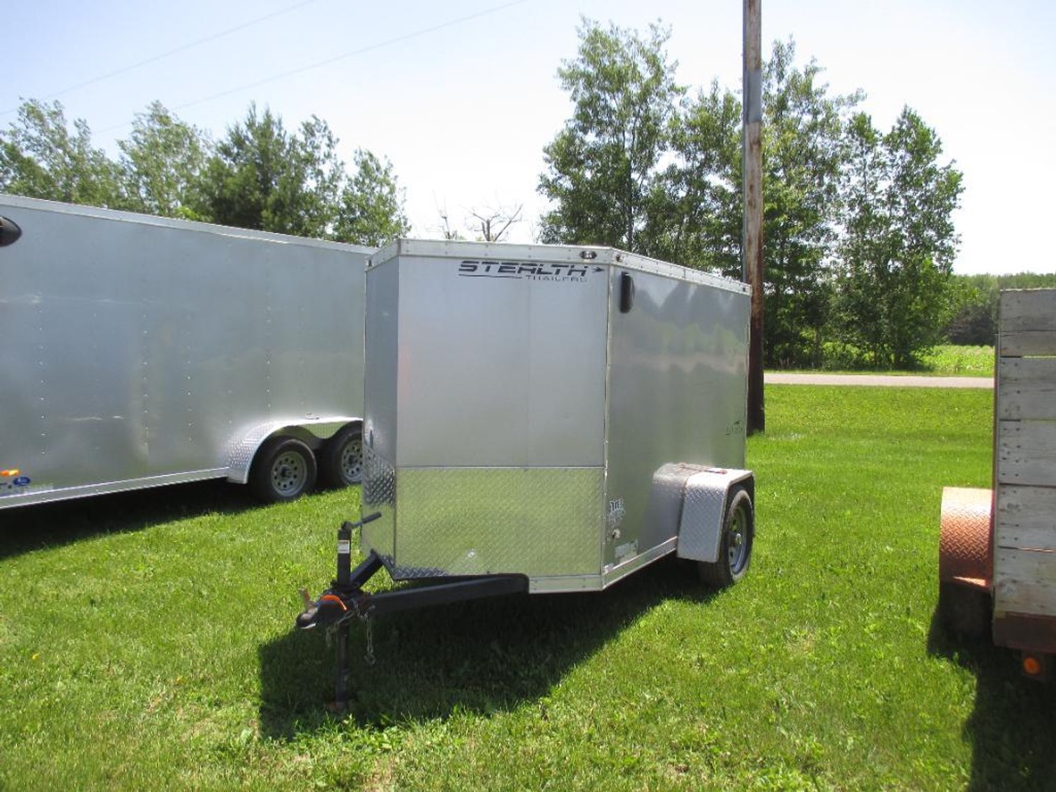 2016 Stealth 10' Single Axle Enclosed Trailer, VIN 52LBE0612HE054304