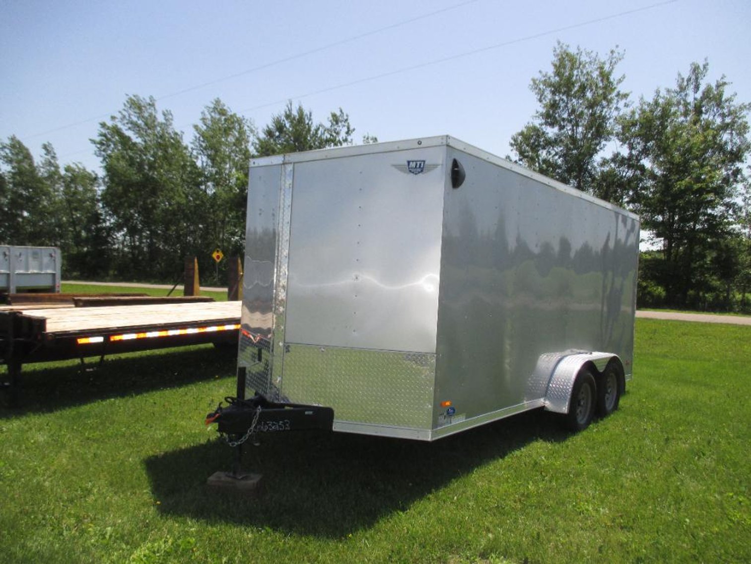 2021 MTI 18' Tandem Axle Trailer, VIN 56VBE1624MM663253