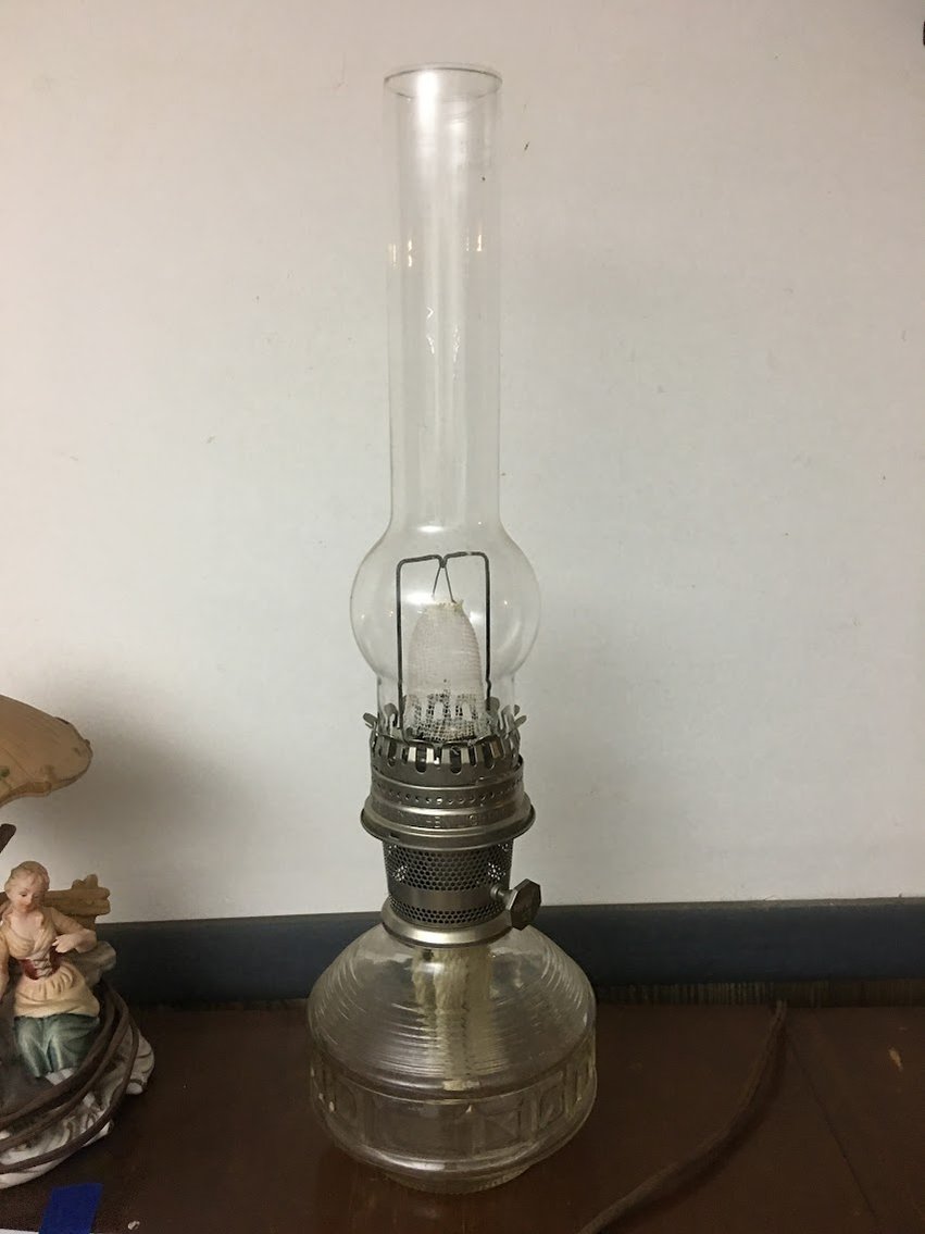 Oil lamp