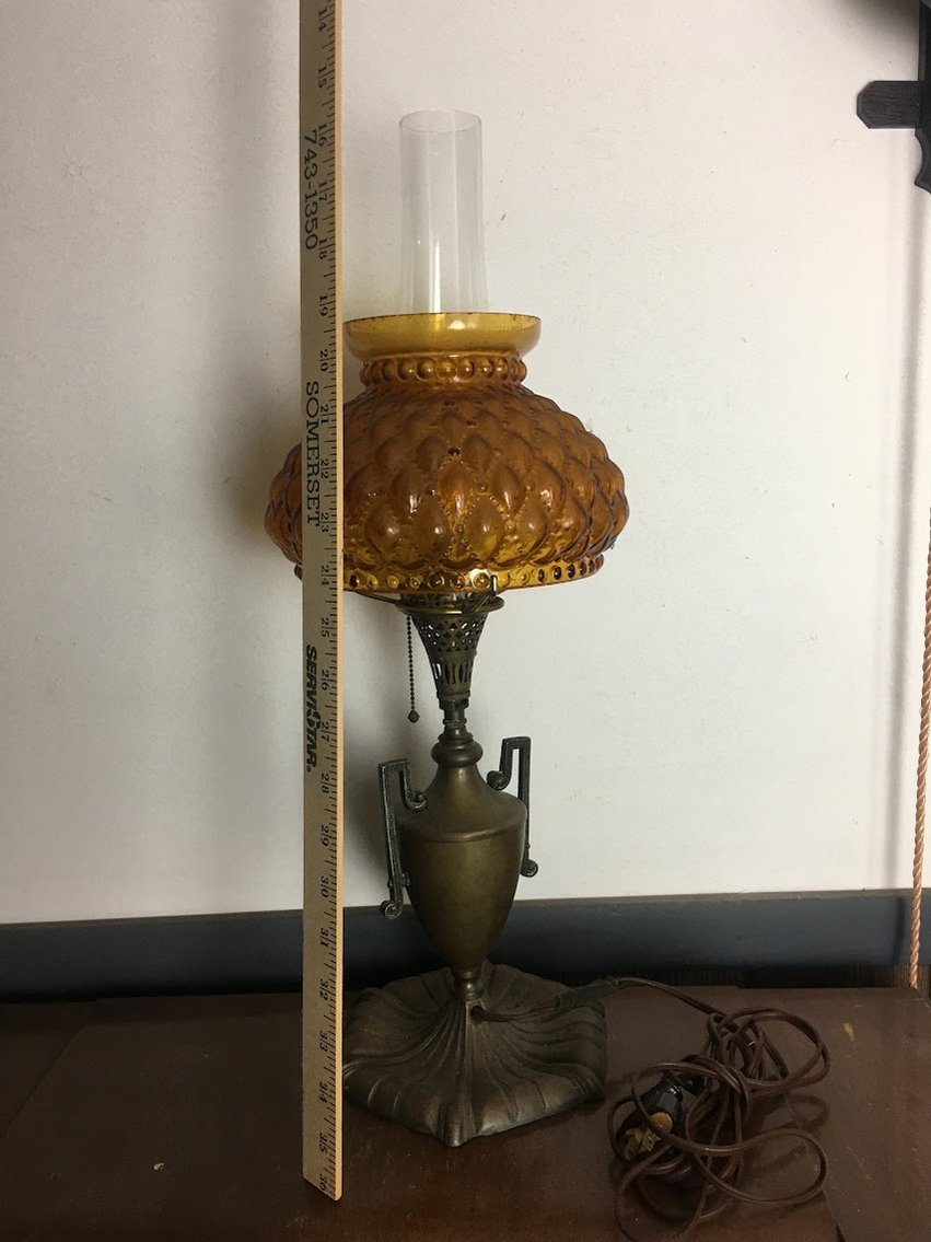 Table lamp