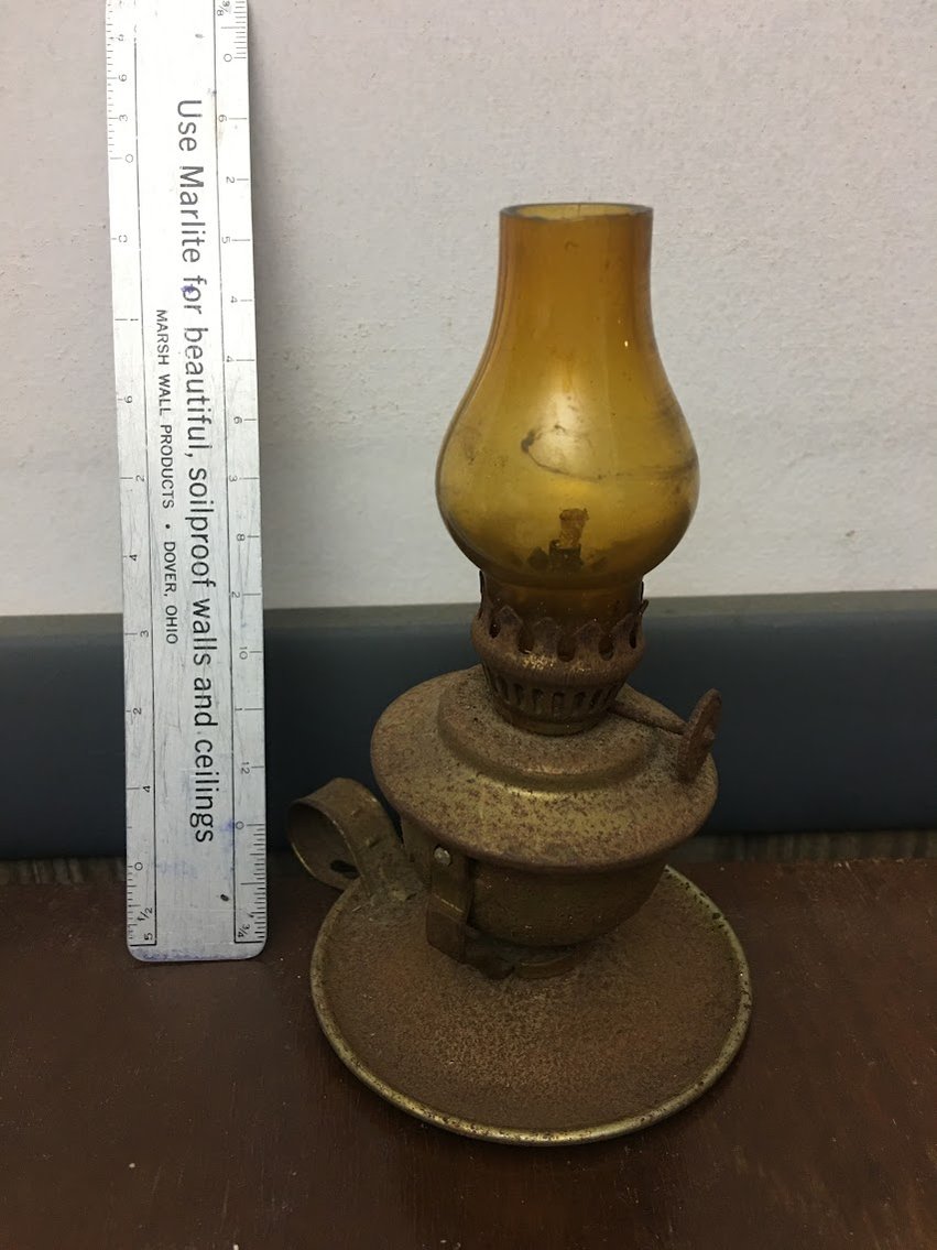 Oil lamp