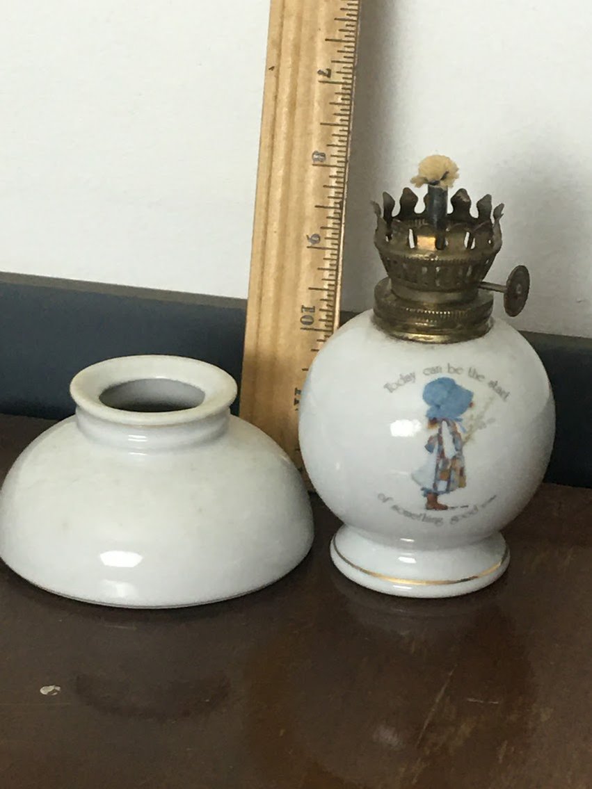 Oil lamp