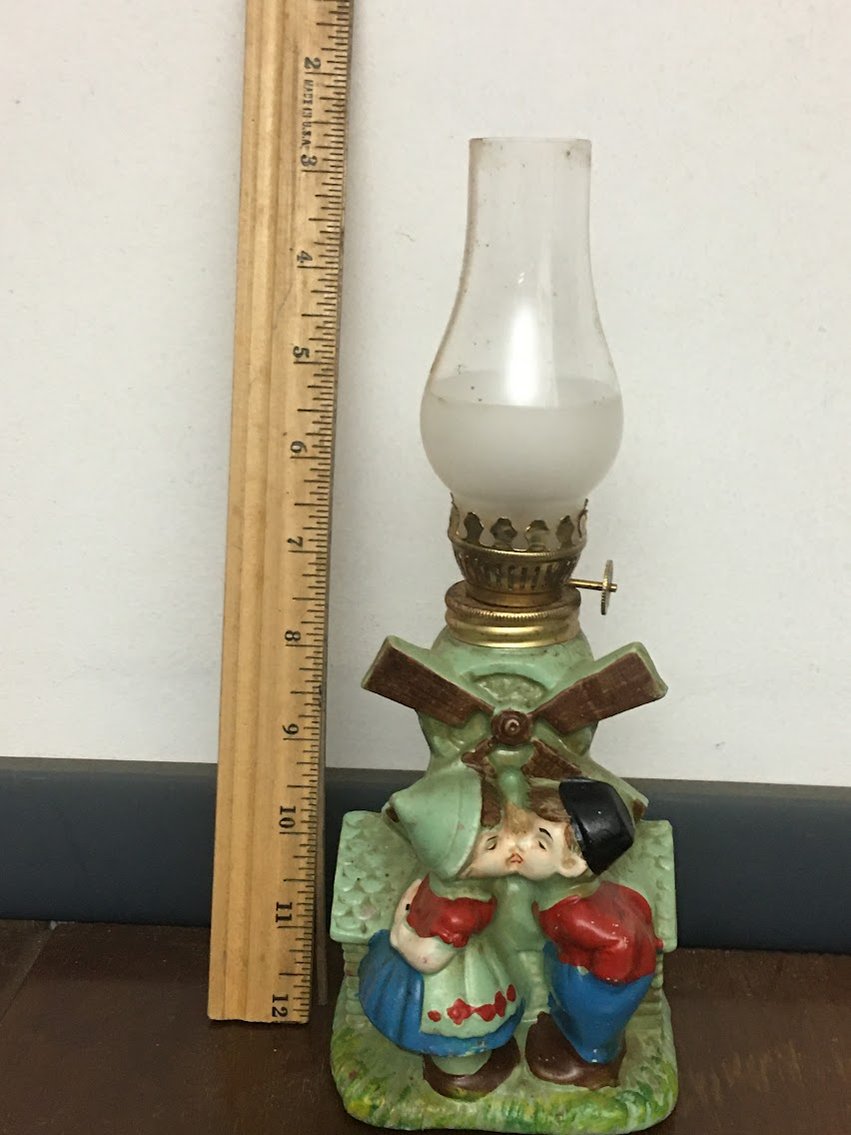 Oil lamp