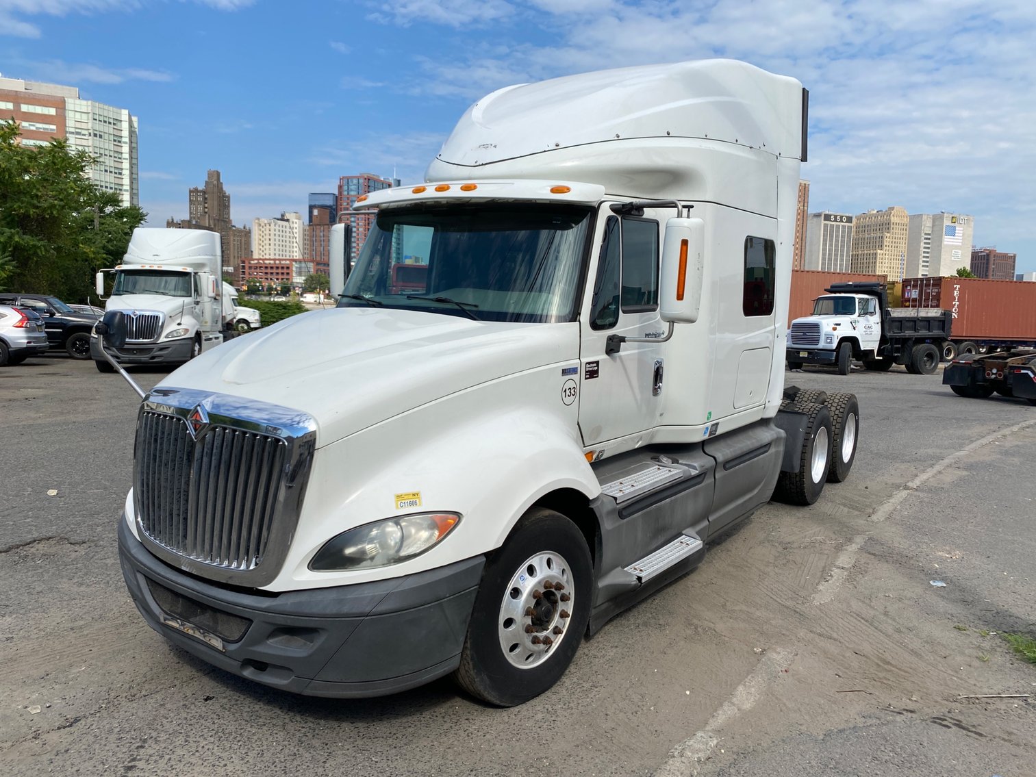Image for Fleet of Late Model Freightliner & International Truck Tractors
