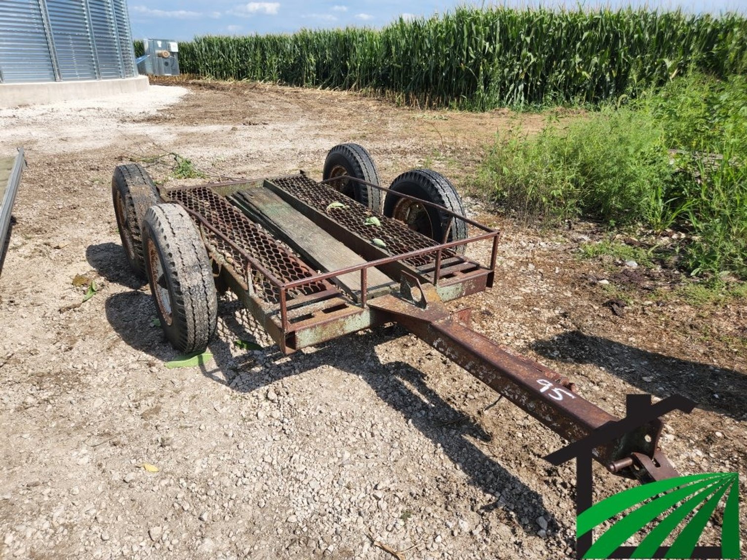 Small skidloader trailer