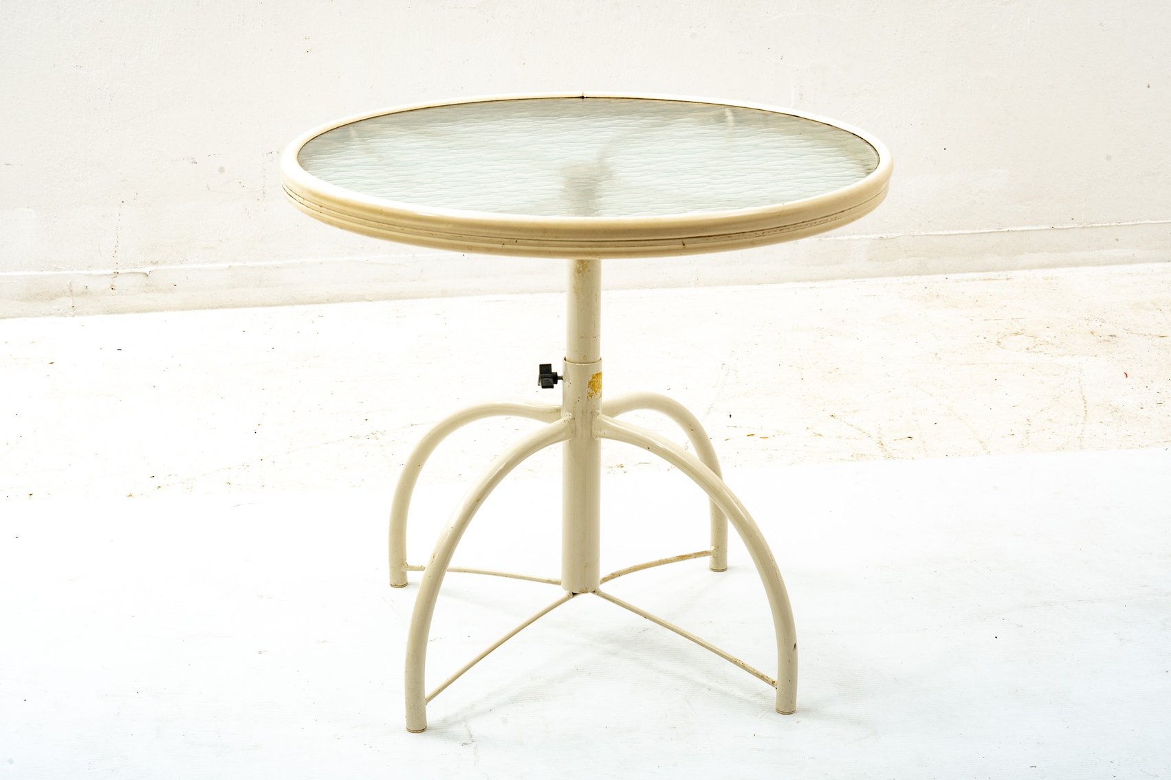 White Outdoor Patio Table