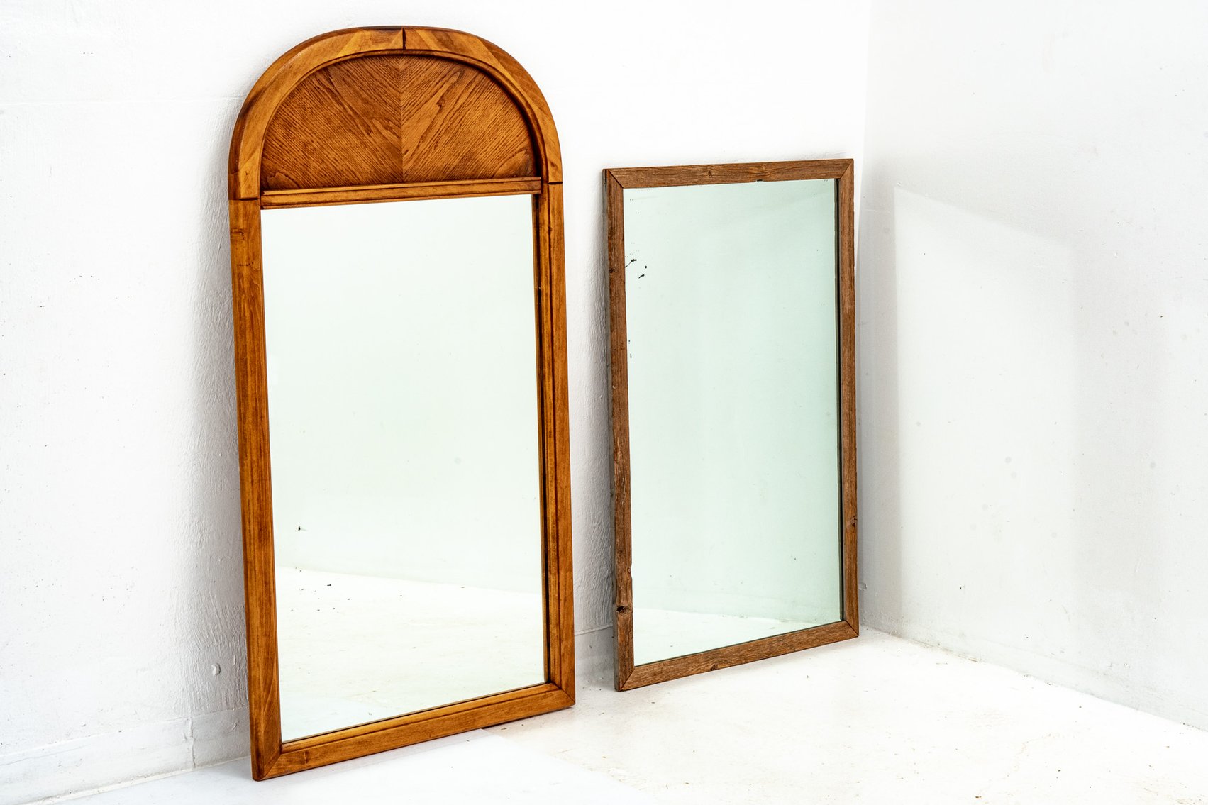 2 Decorative Mirrors