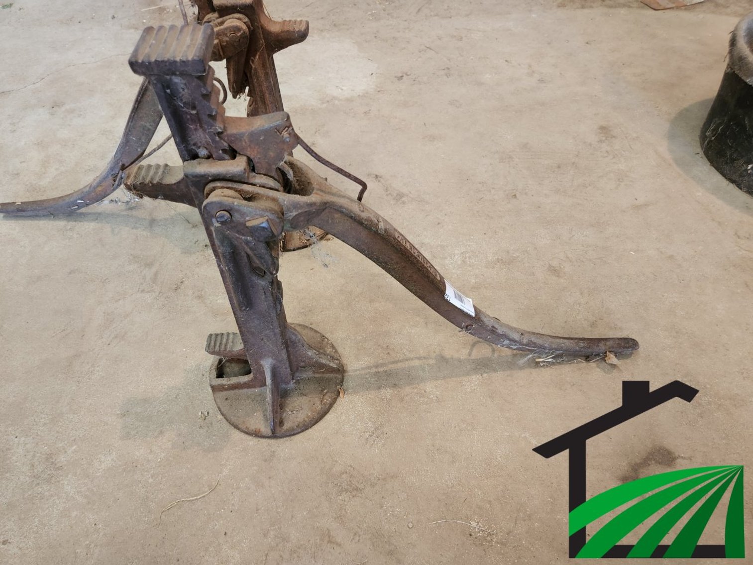 Machinery jack
