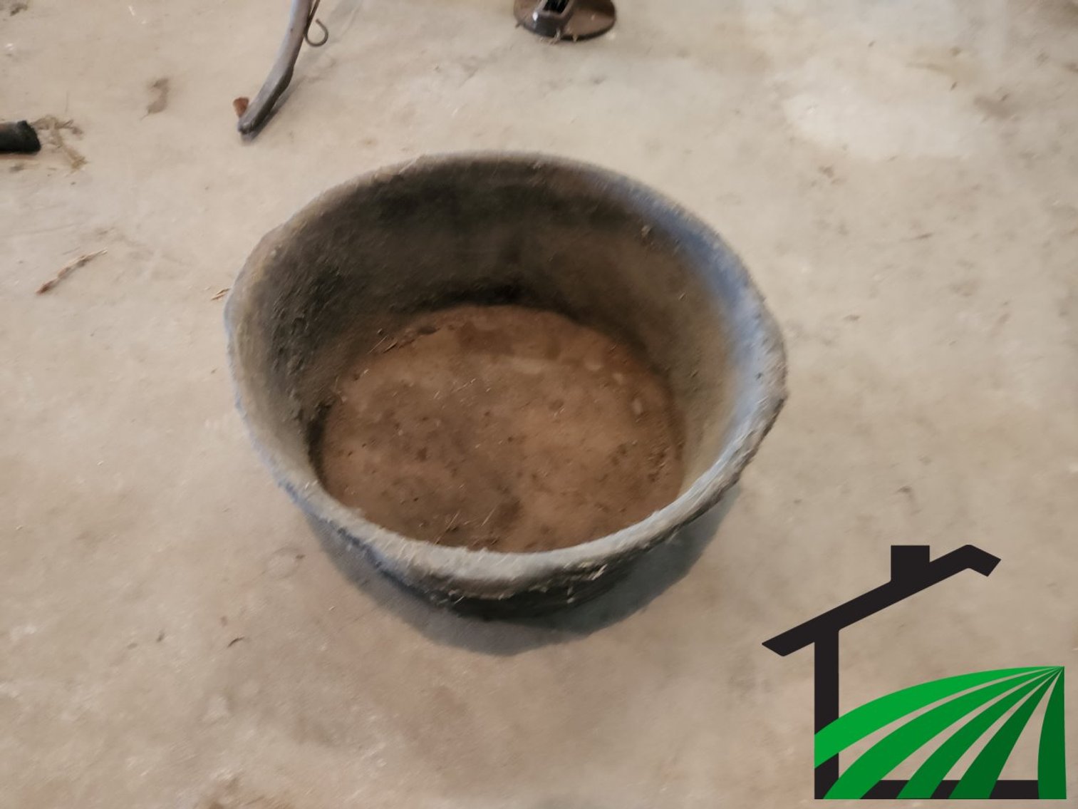 Rubber pan