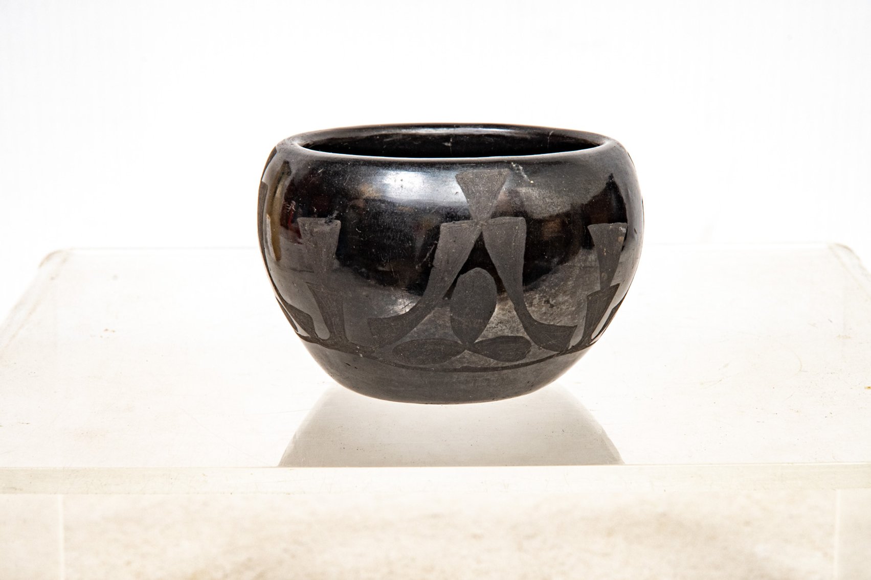 Vintage Jane & Starr Santa Clara Pueblo Seed Pot