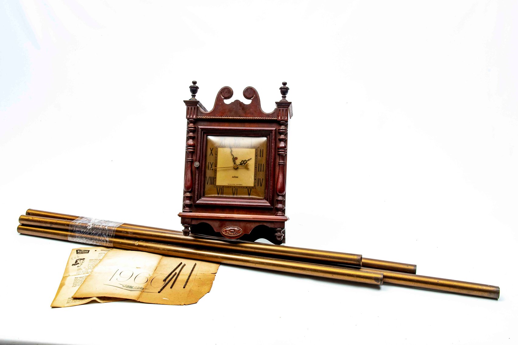 Nutone 8-Note Westminster Wall Clock/Door Chime