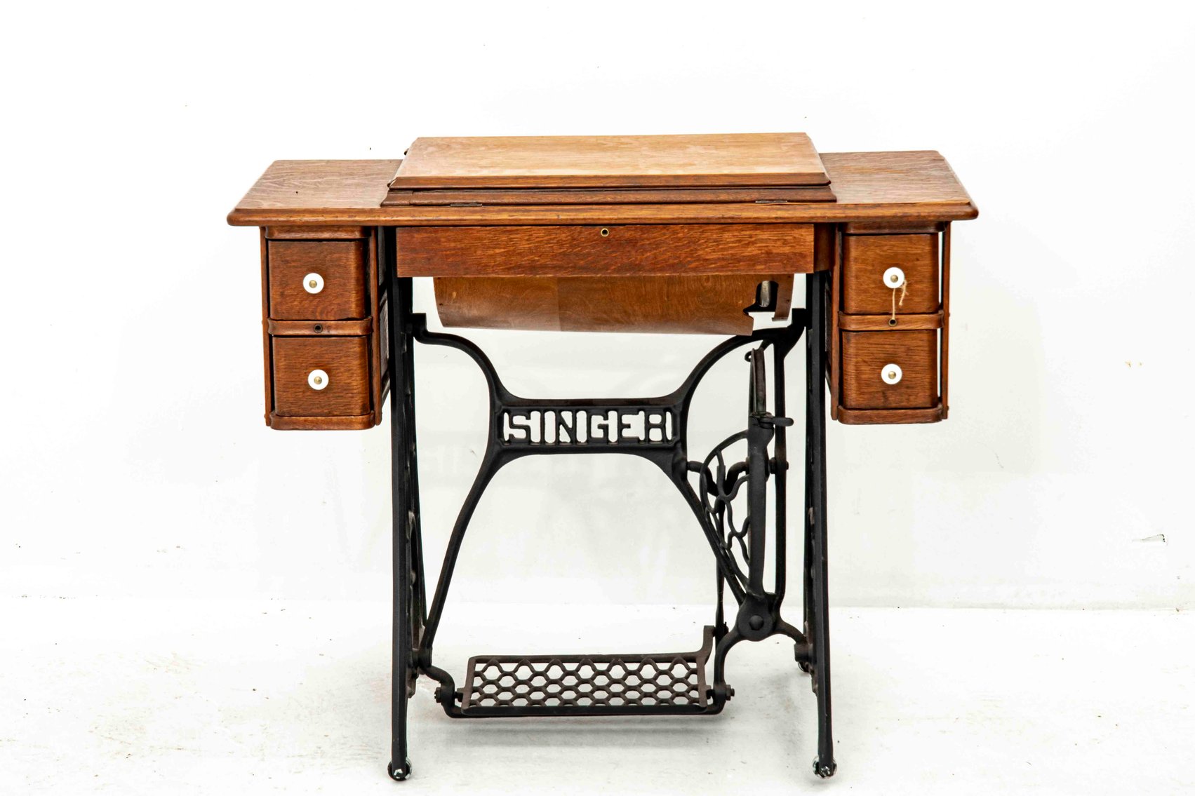 Singer Sewing Machine