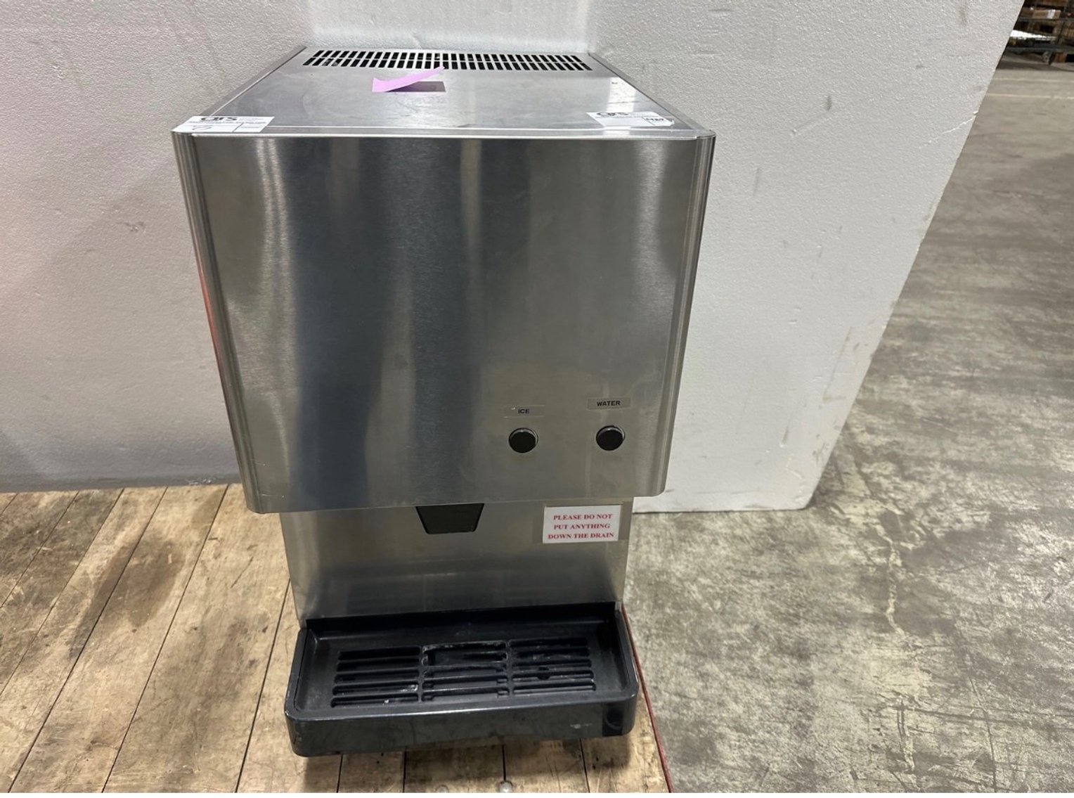 Image for March 2 Kitchen Consignment - Restaurant Furniture & Dinnerware!