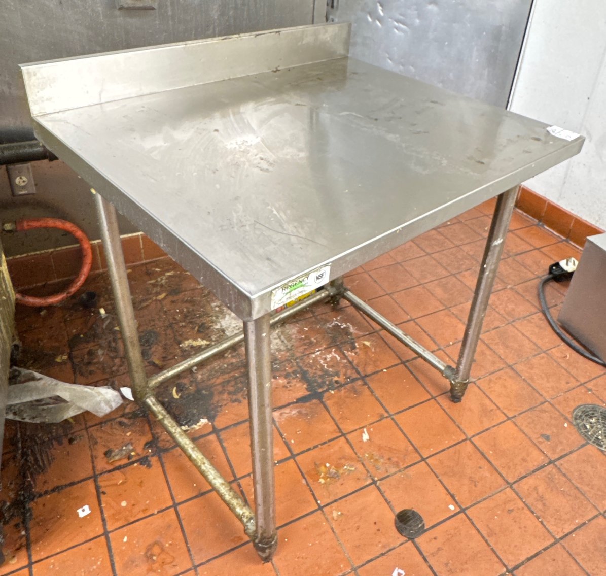 Image for Former Denny's St. Peters - Closing Restaurant Liquidation Auction